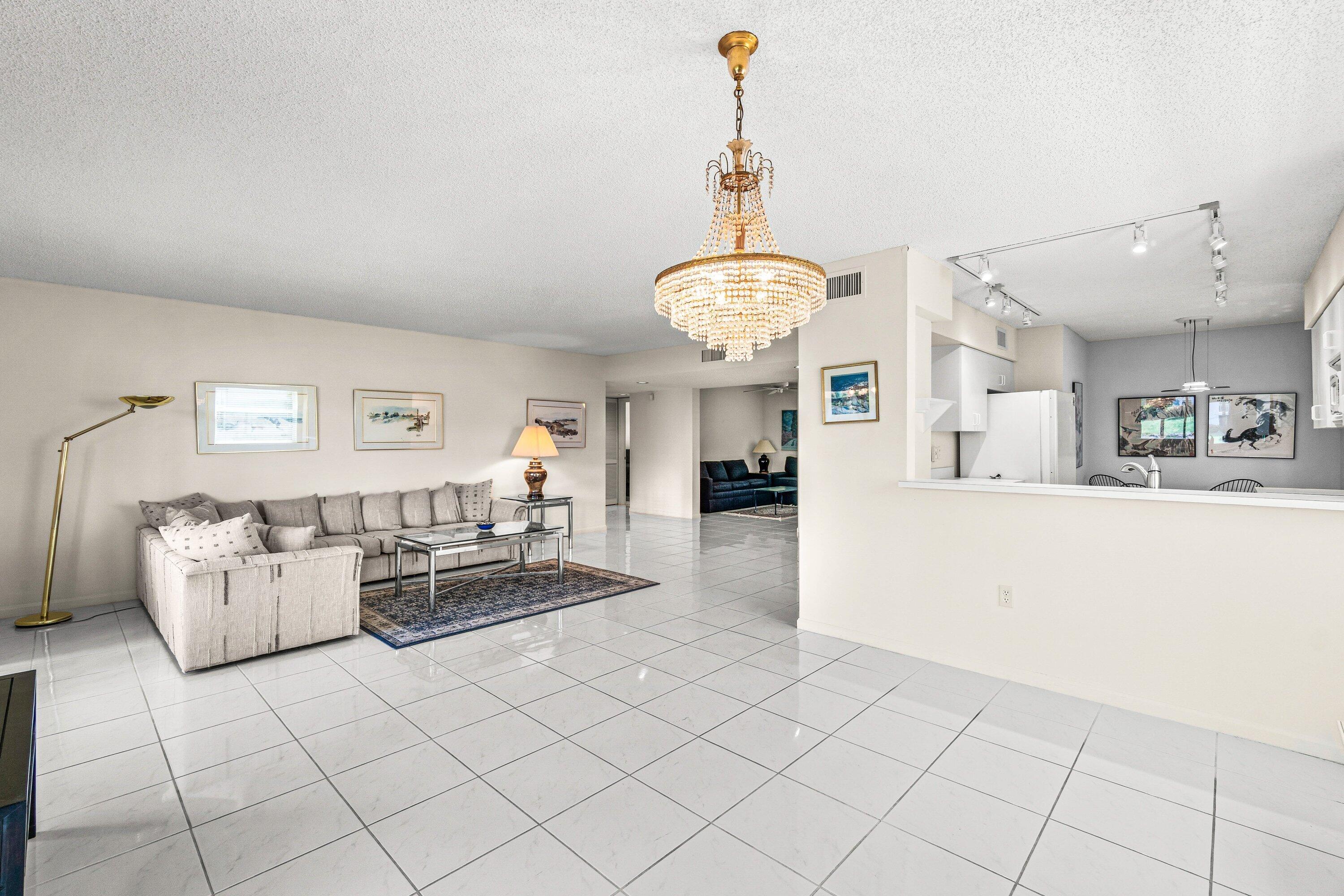 7408 LAKE MEADOW Way 101