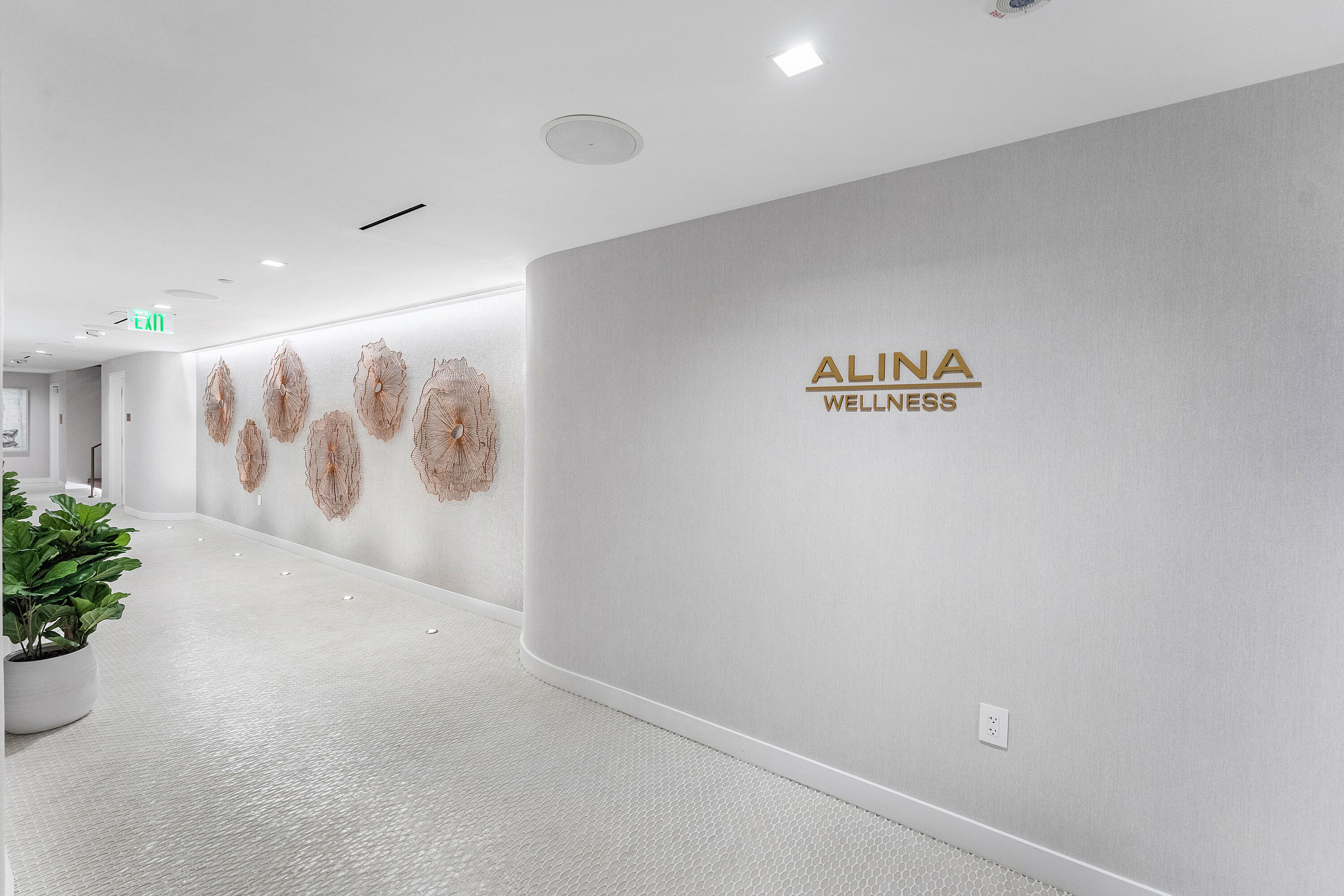 210 SE MIZNER Boulevard 101