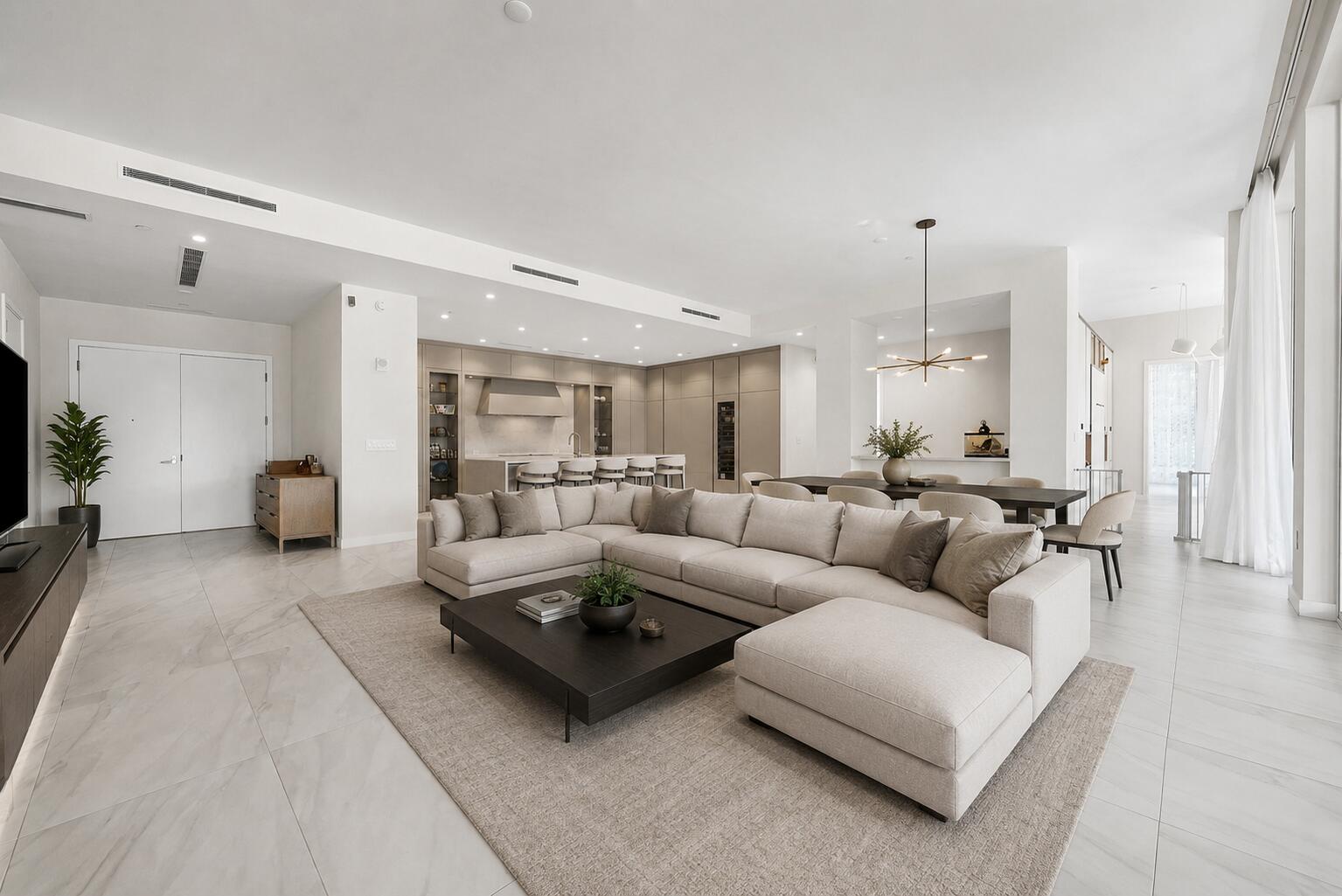 210 SE MIZNER Boulevard 101