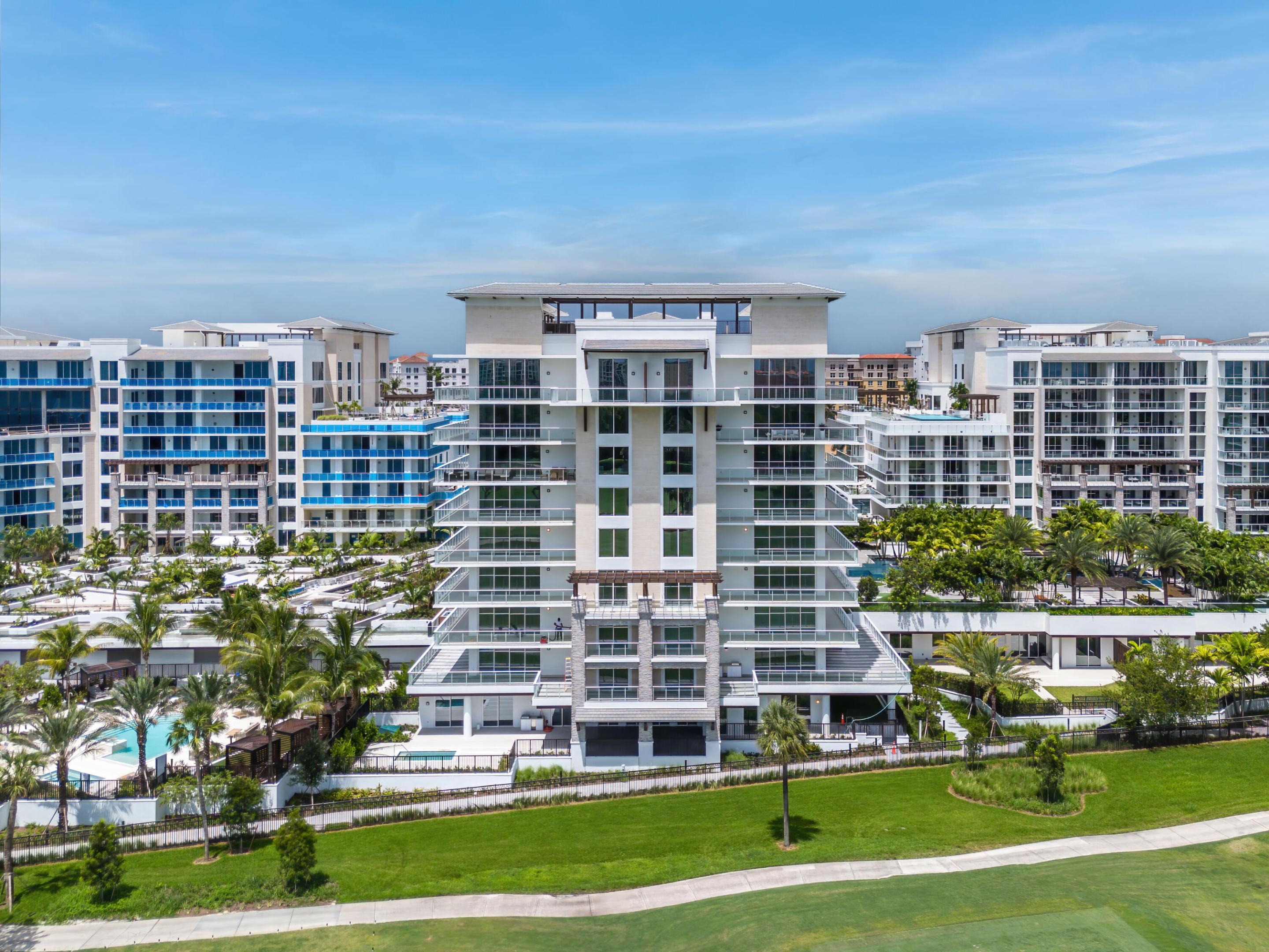 210 SE MIZNER Boulevard 101
