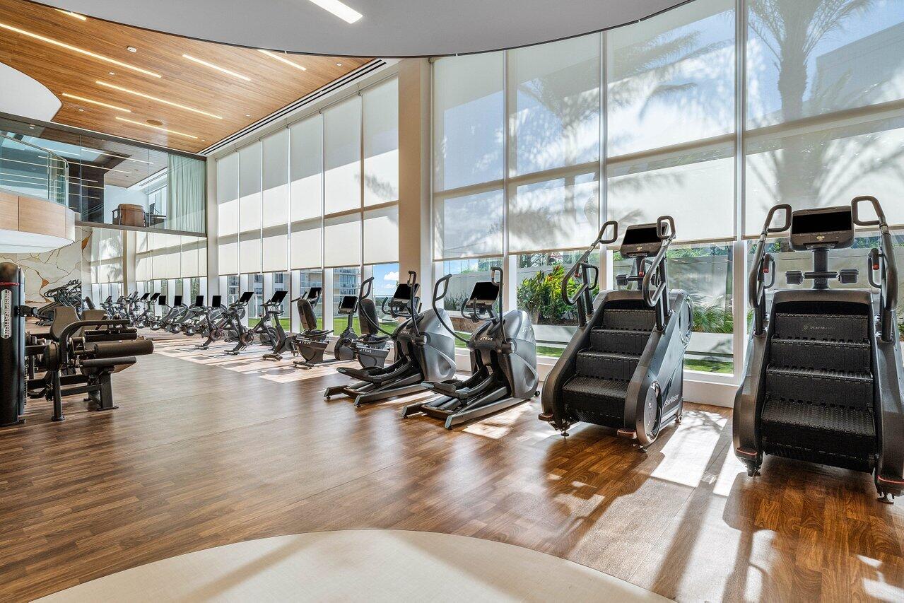 210 SE MIZNER Boulevard 101