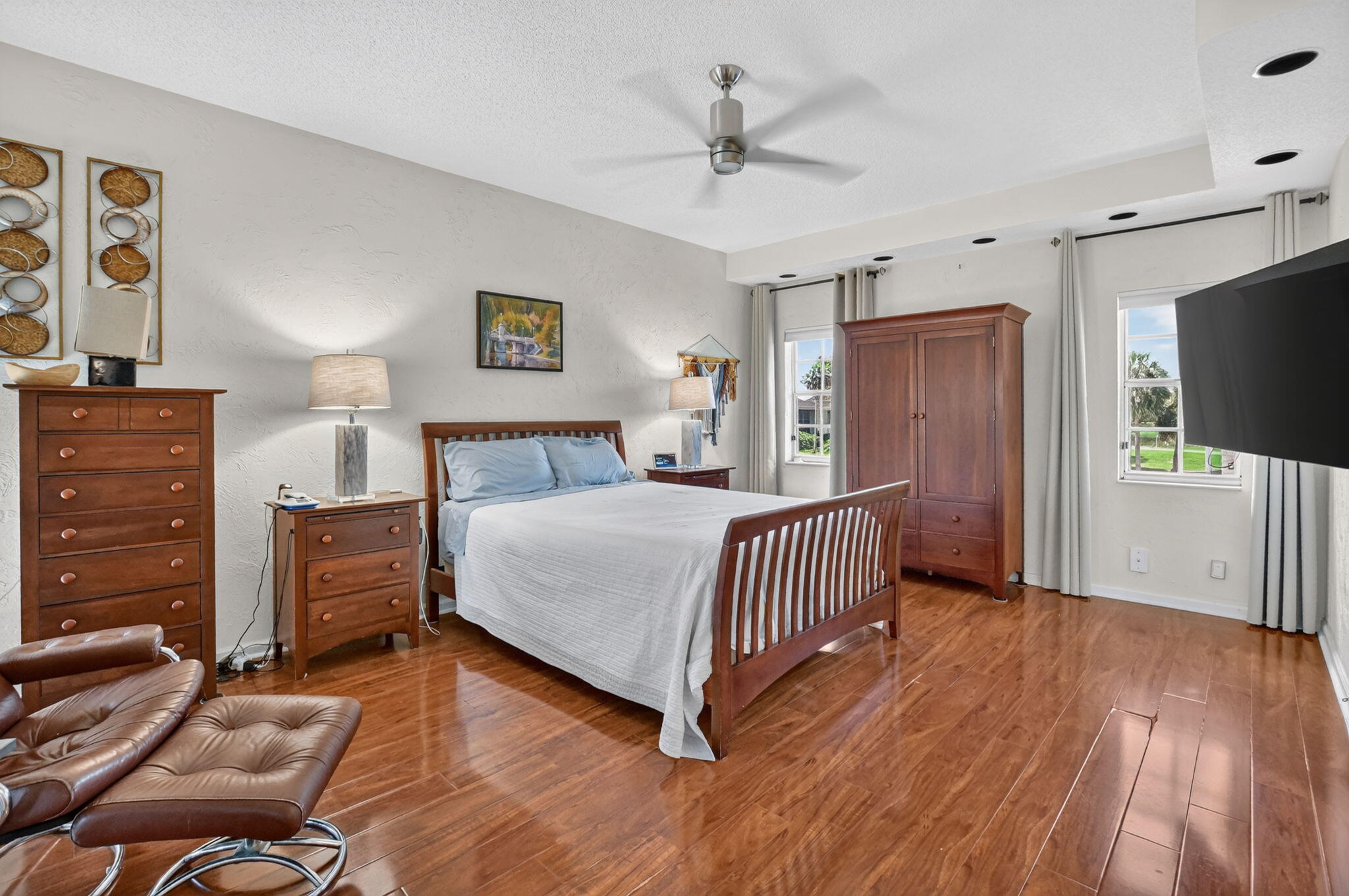 7659 Cinebar Drive