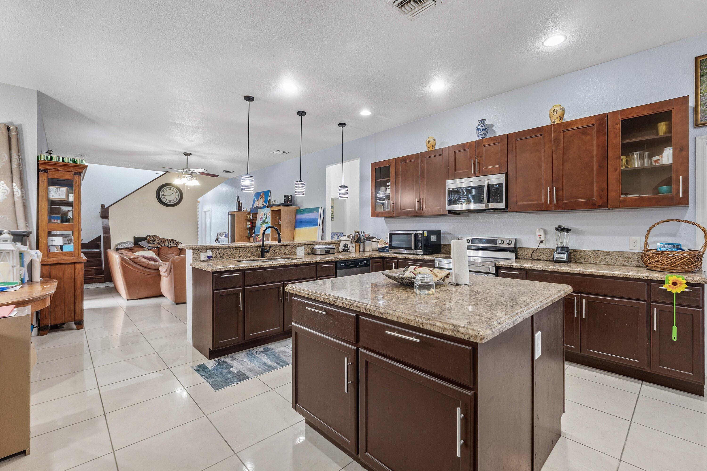 6112 NW GINGER Lane, Port St. Lucie