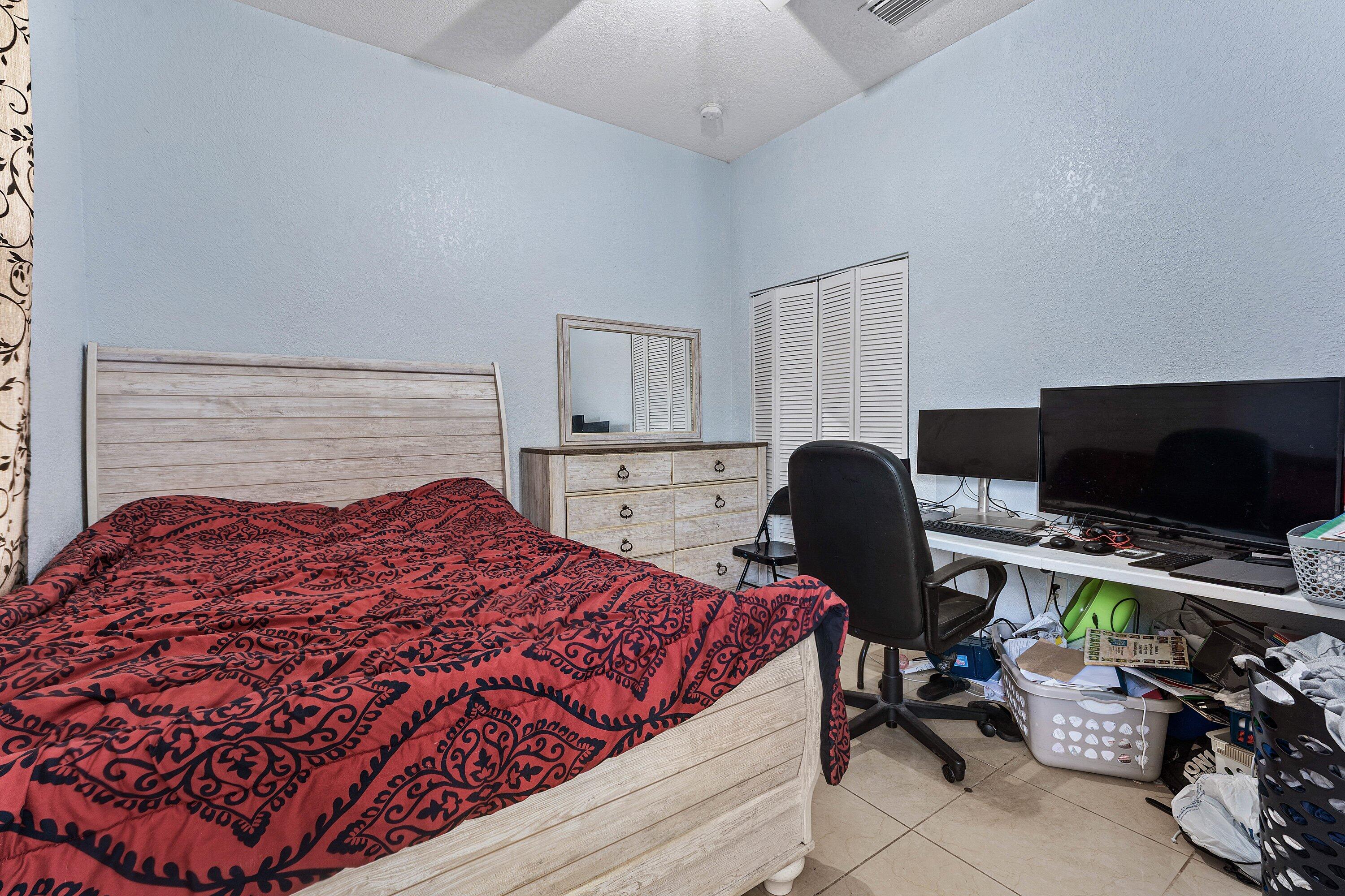 6112 NW GINGER Lane, Port St. Lucie