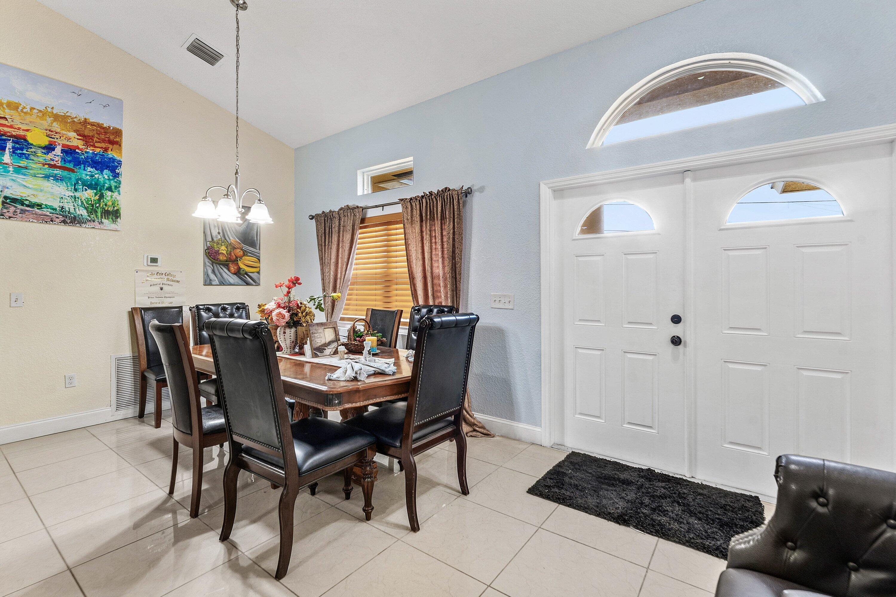 6112 NW GINGER Lane, Port St. Lucie