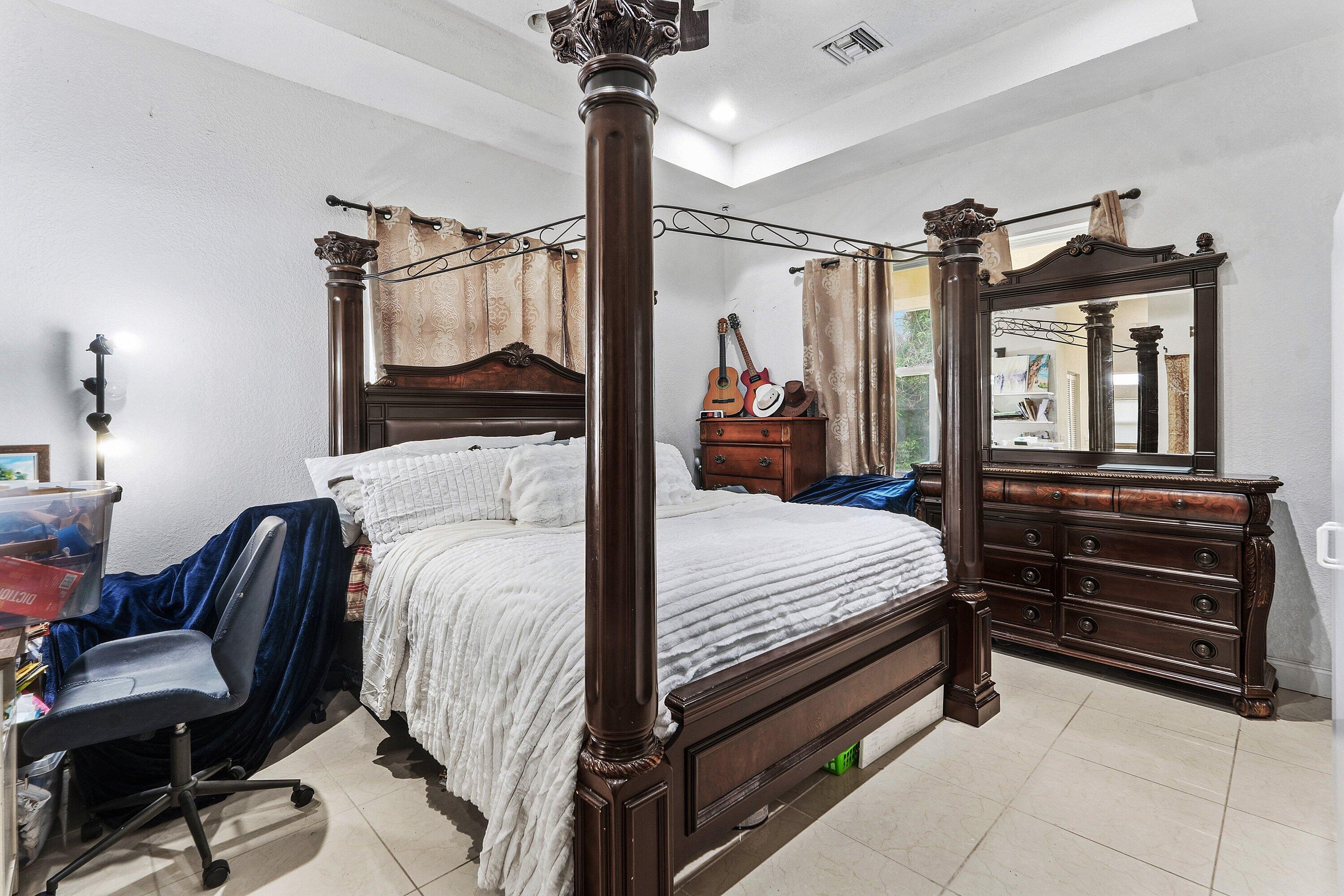 6112 NW GINGER Lane, Port St. Lucie