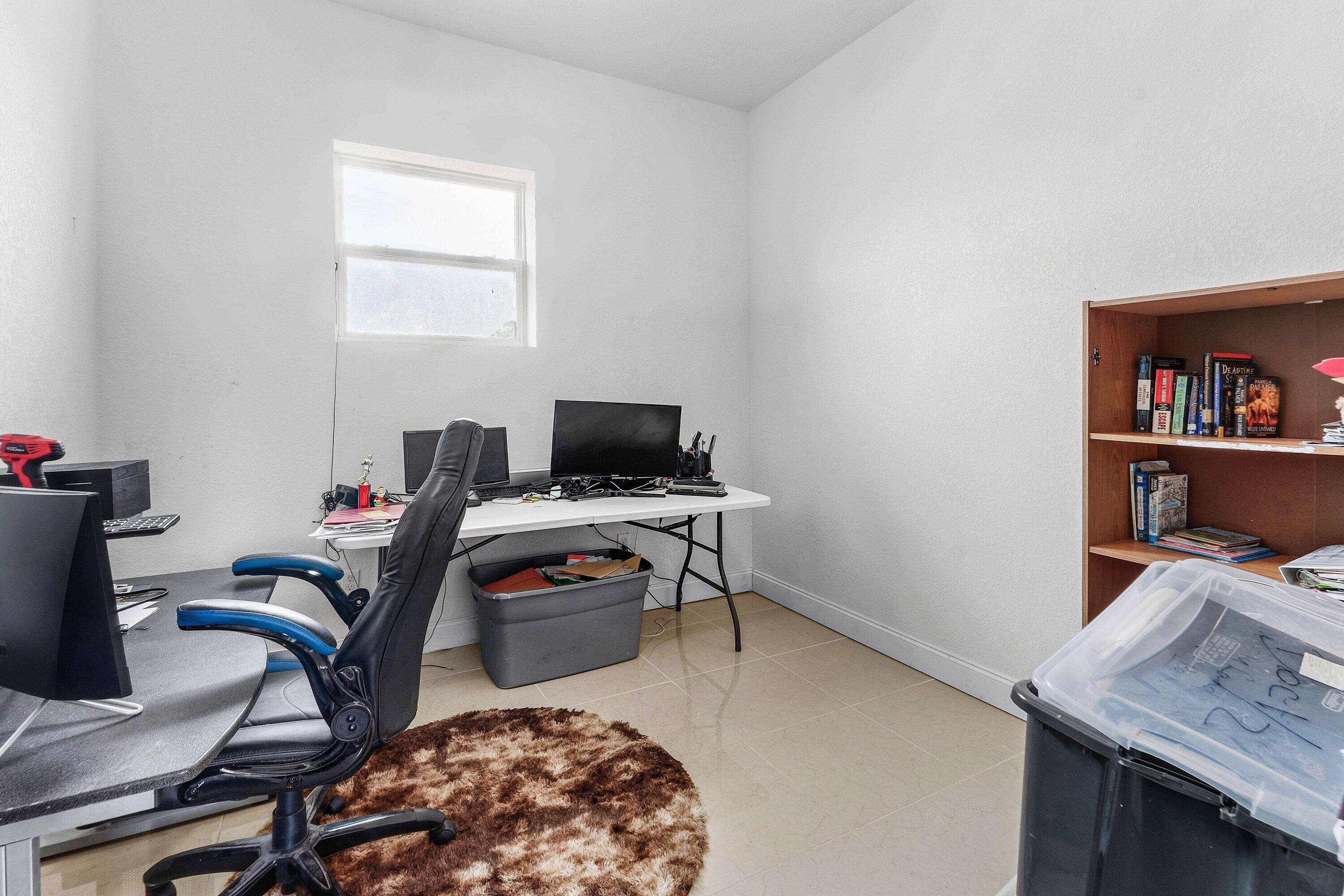 6112 NW GINGER Lane, Port St. Lucie