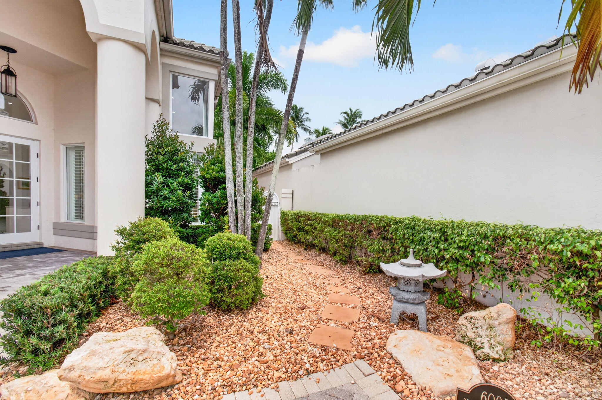 6098 NW 24th Terrace