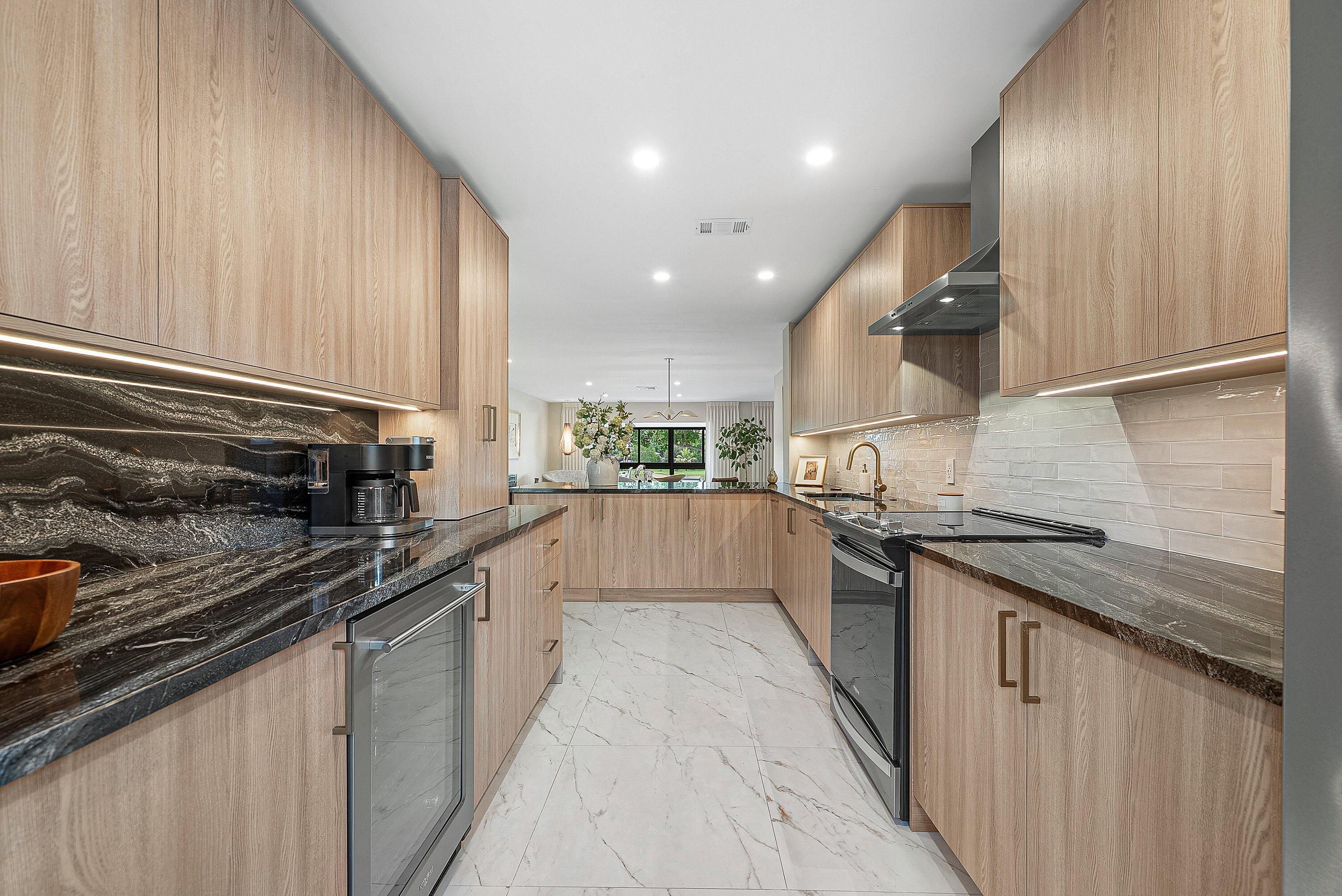 12 Southport Lane D