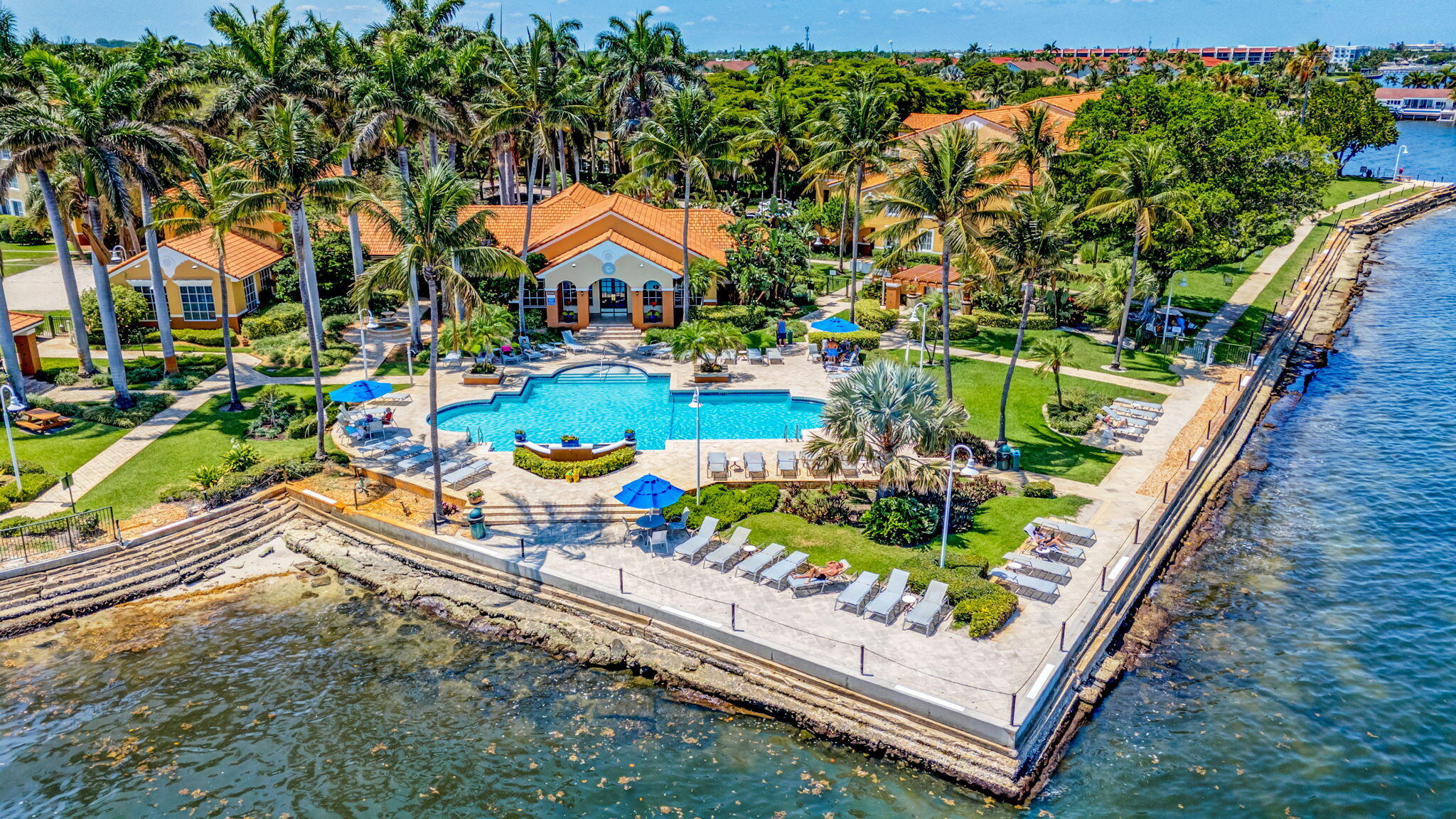 110 YACHT CLUB Way 103