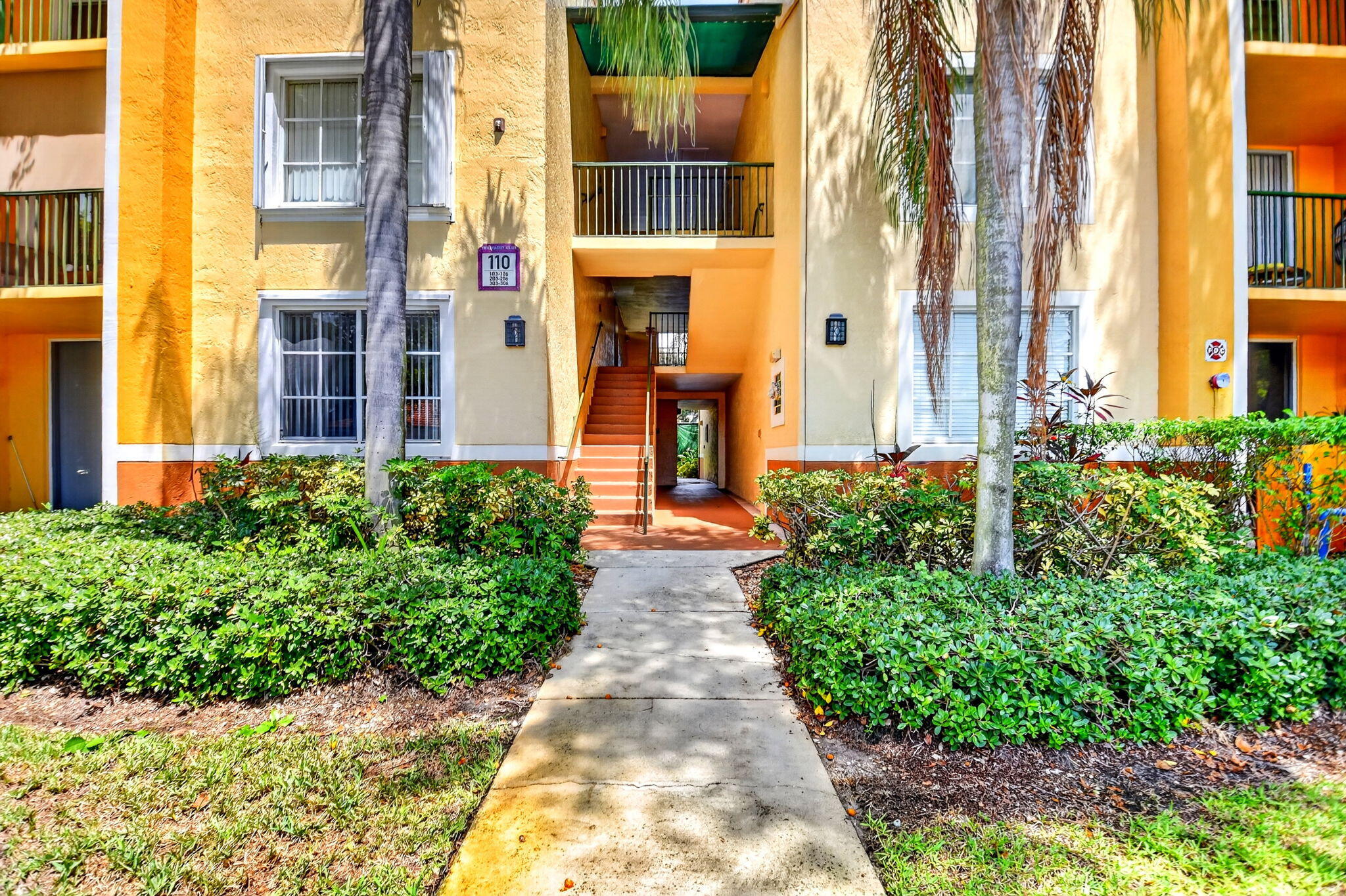 110 YACHT CLUB Way 103