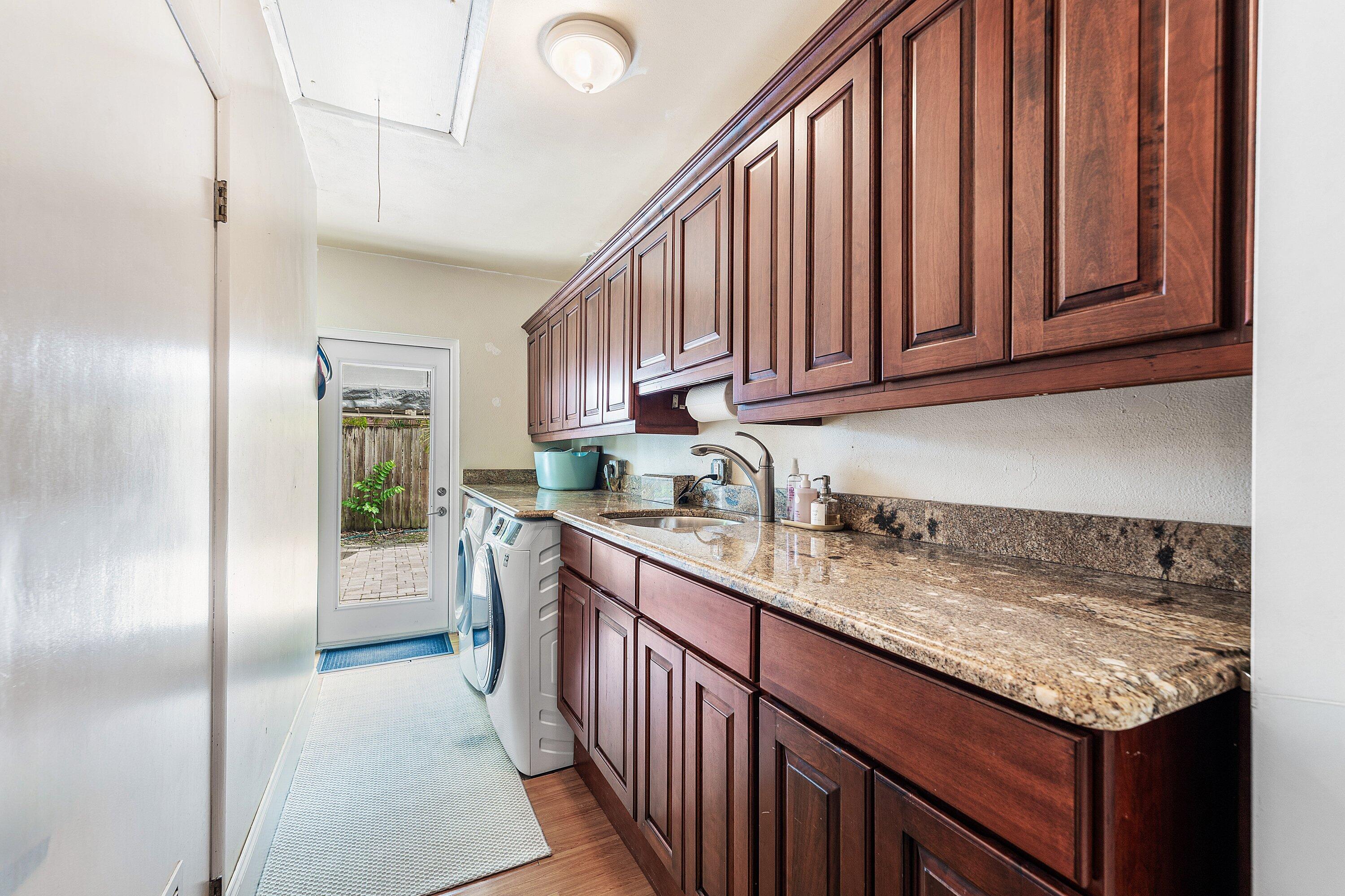 2130 SW 27TH Terrace