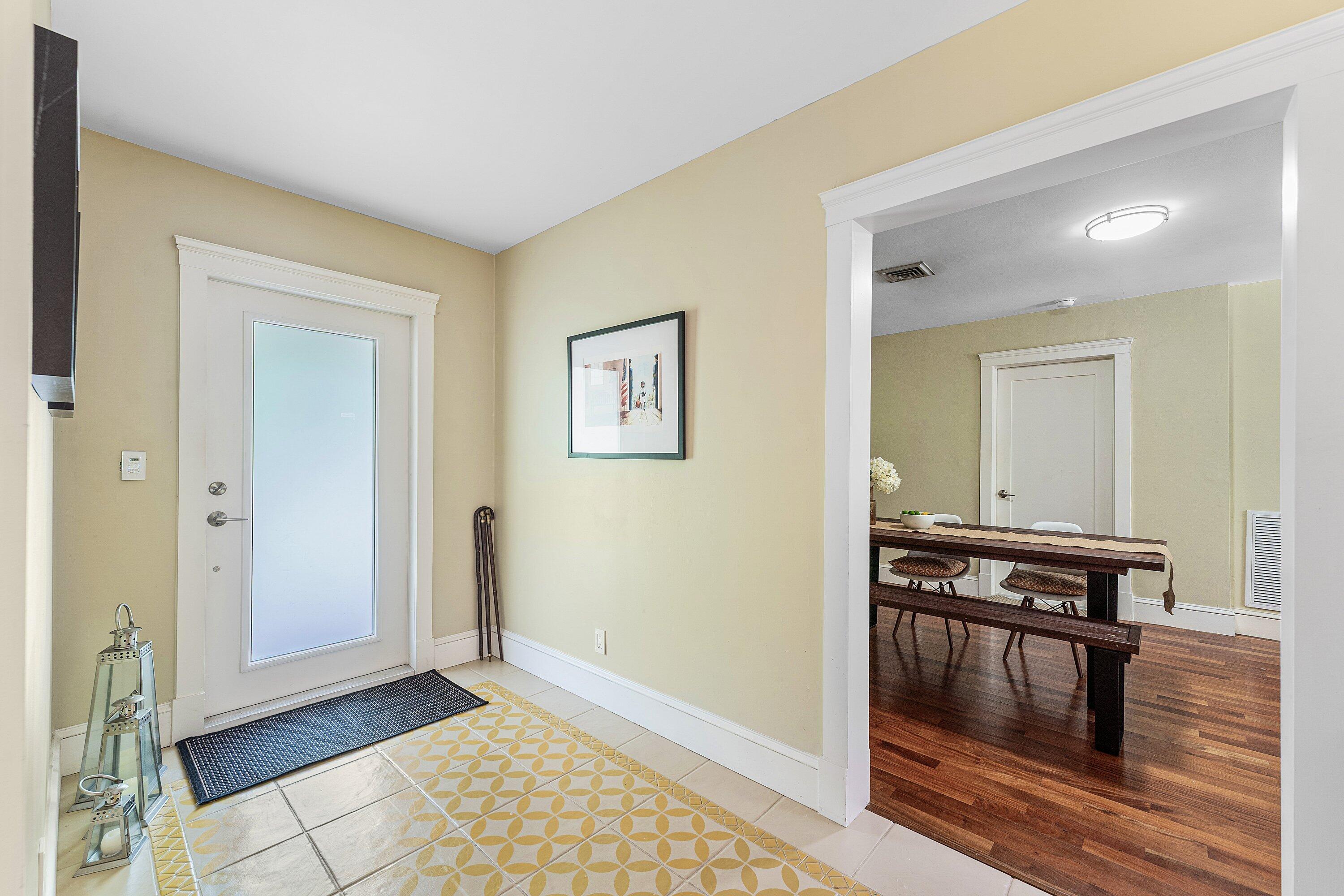2130 SW 27TH Terrace