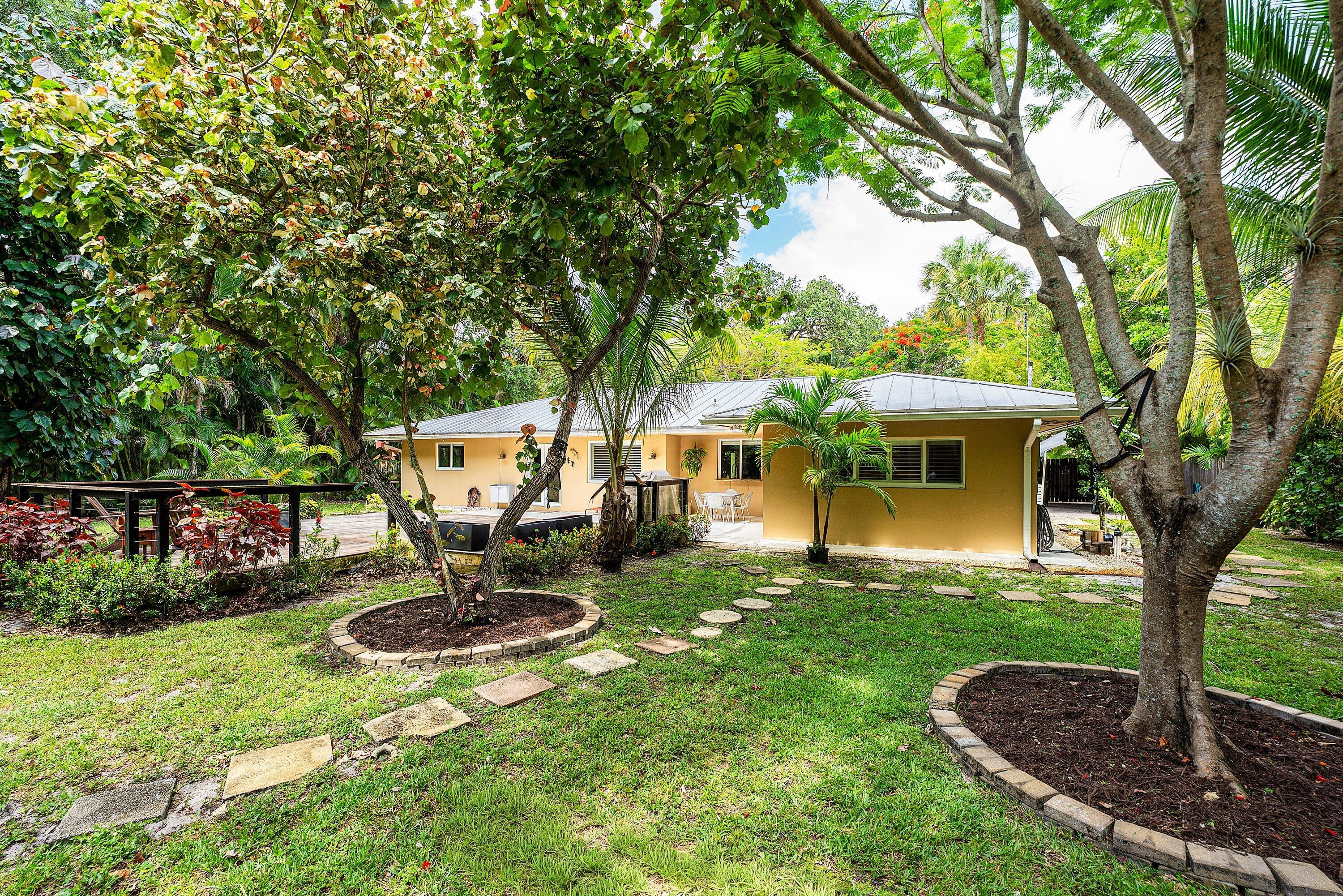 2130 SW 27TH Terrace