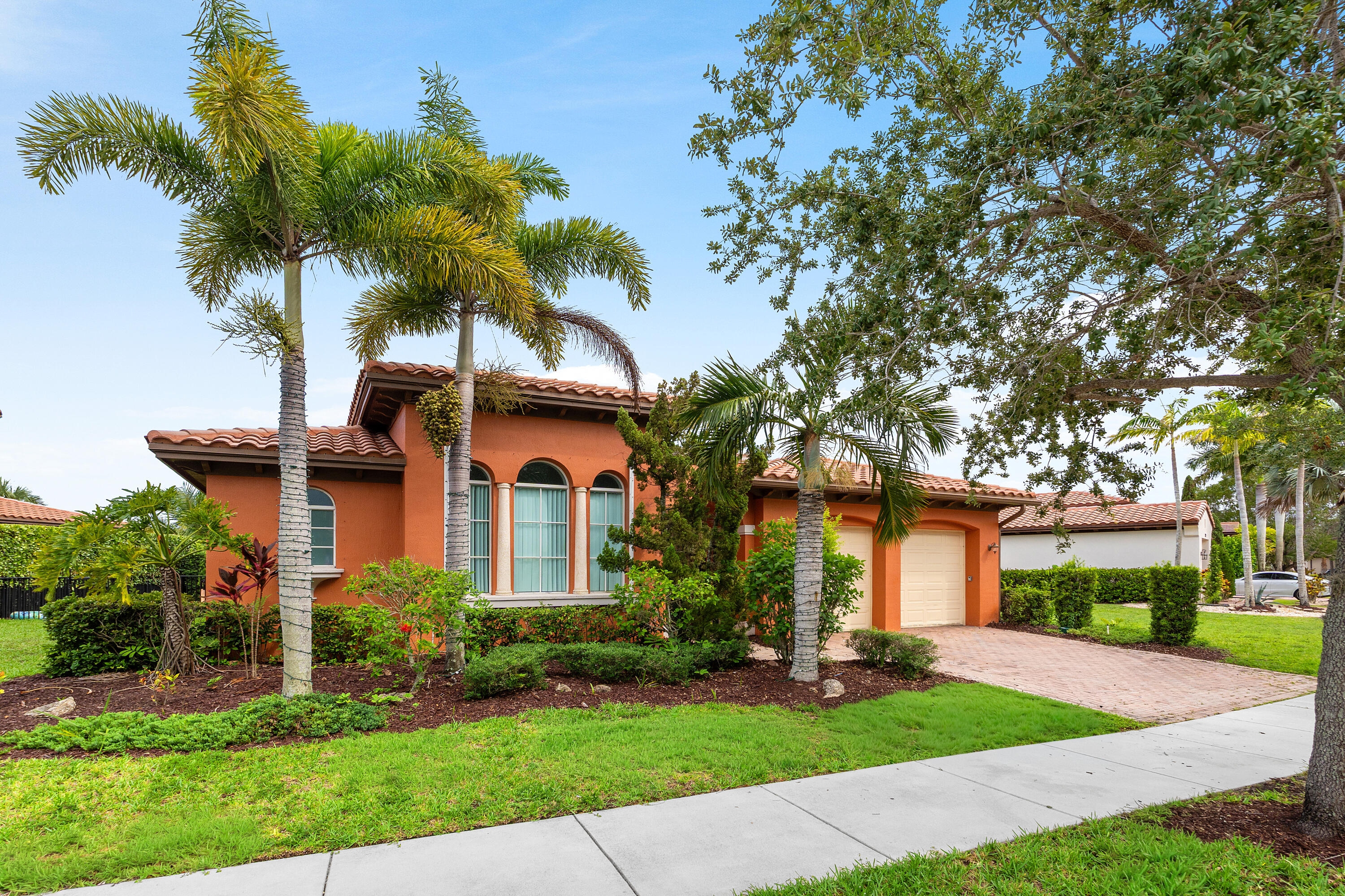 8269 NW 124th Terrace