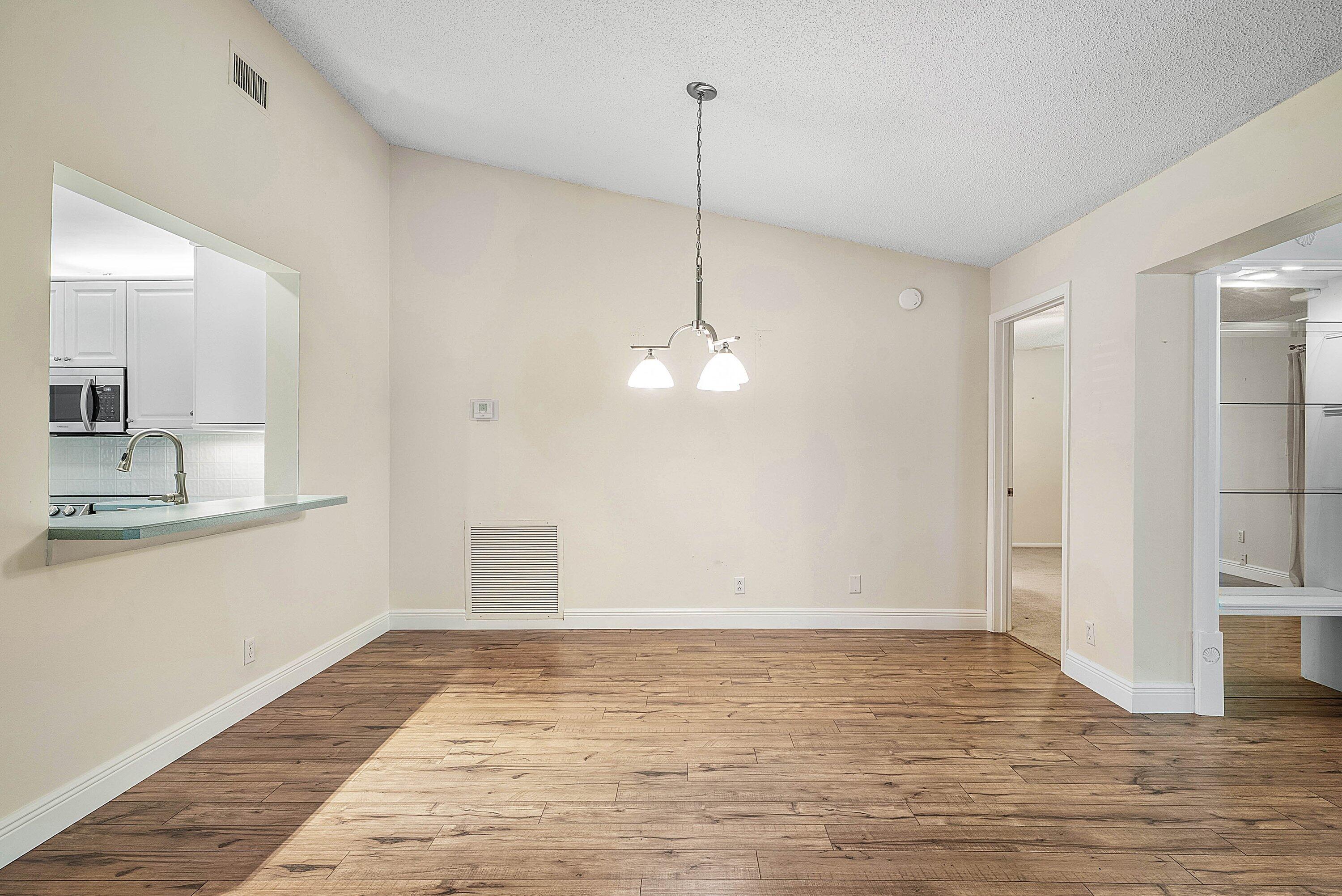 241 DEL RIO Boulevard