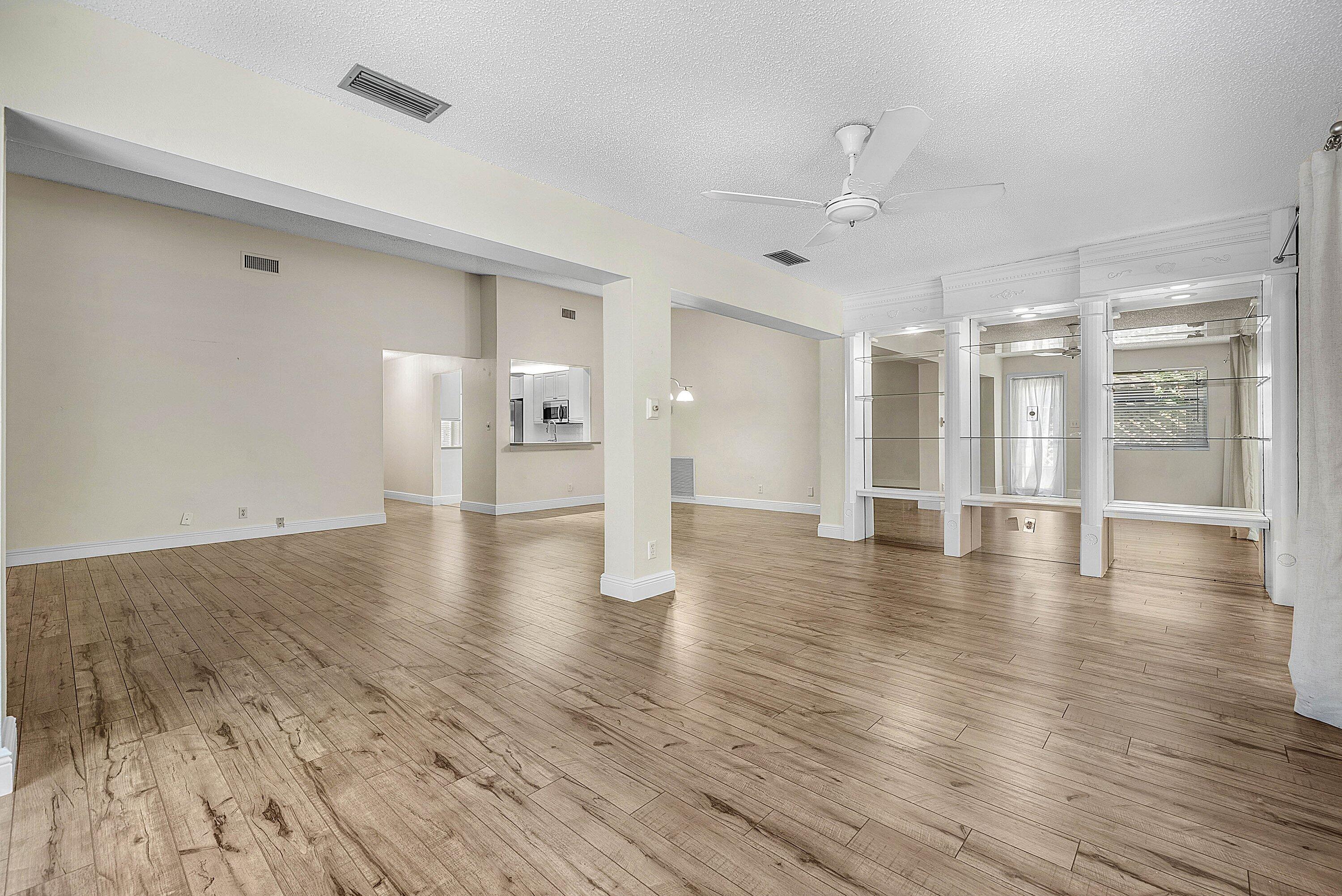 241 DEL RIO Boulevard
