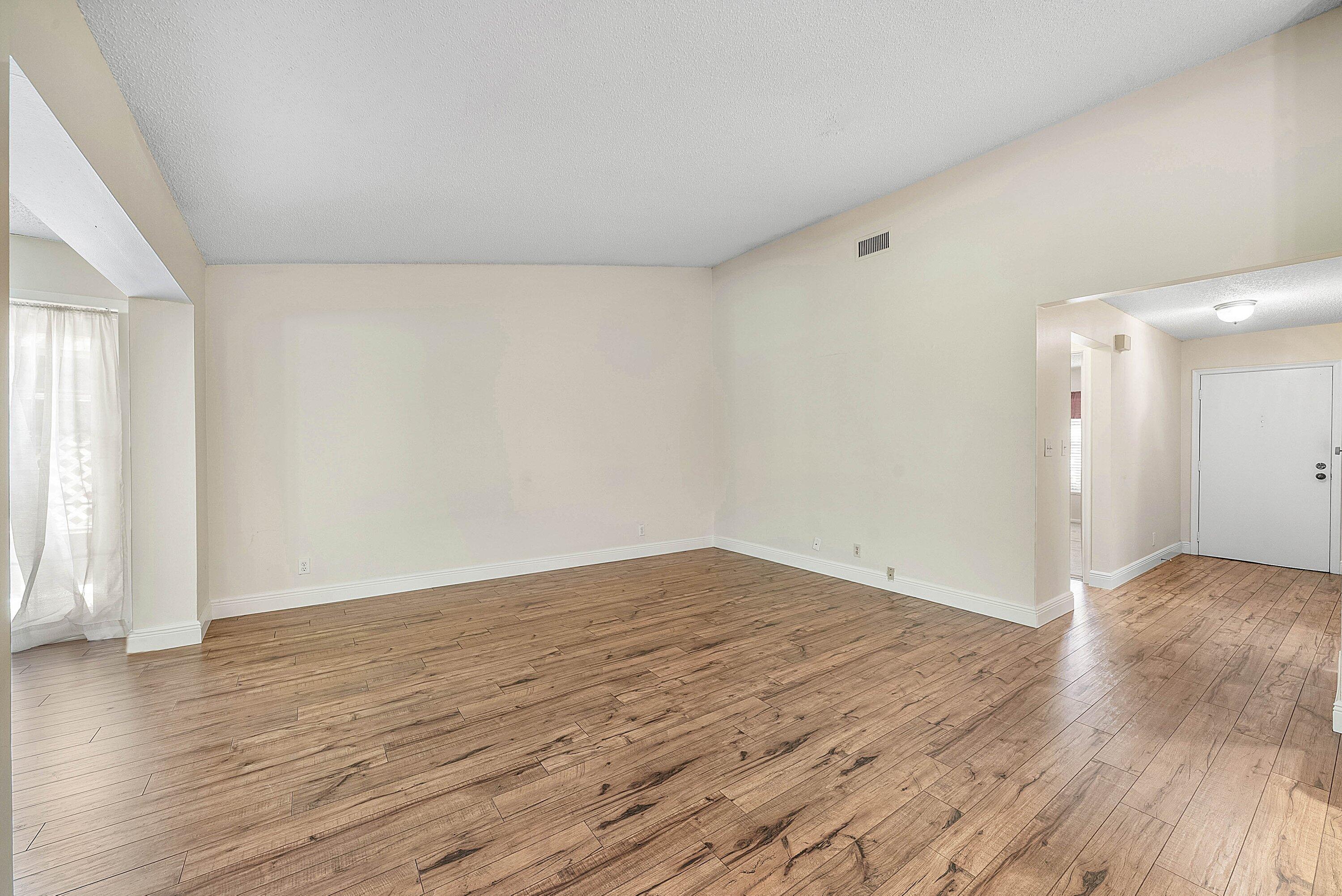 241 DEL RIO Boulevard