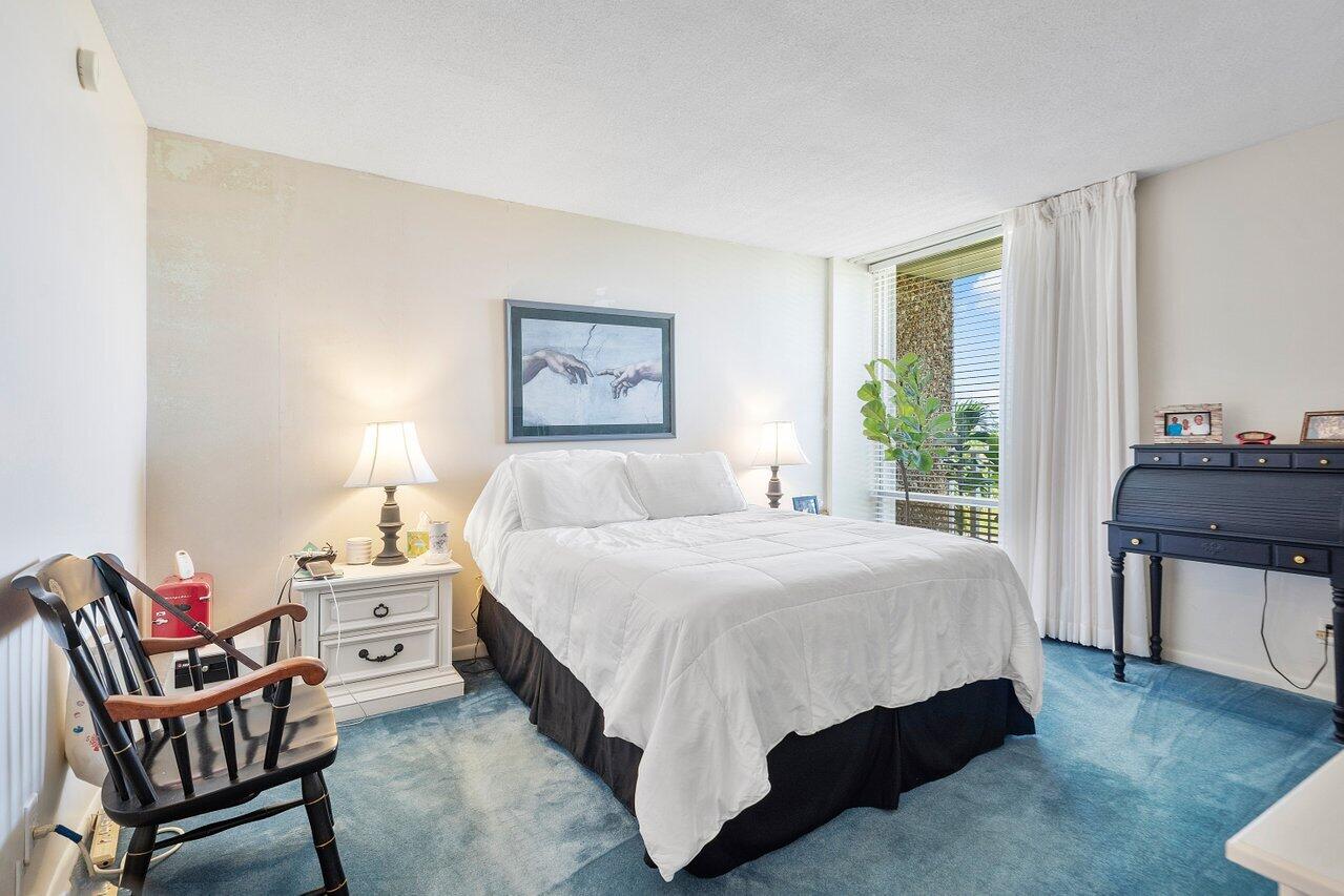 555 NW 4TH Avenue 2150