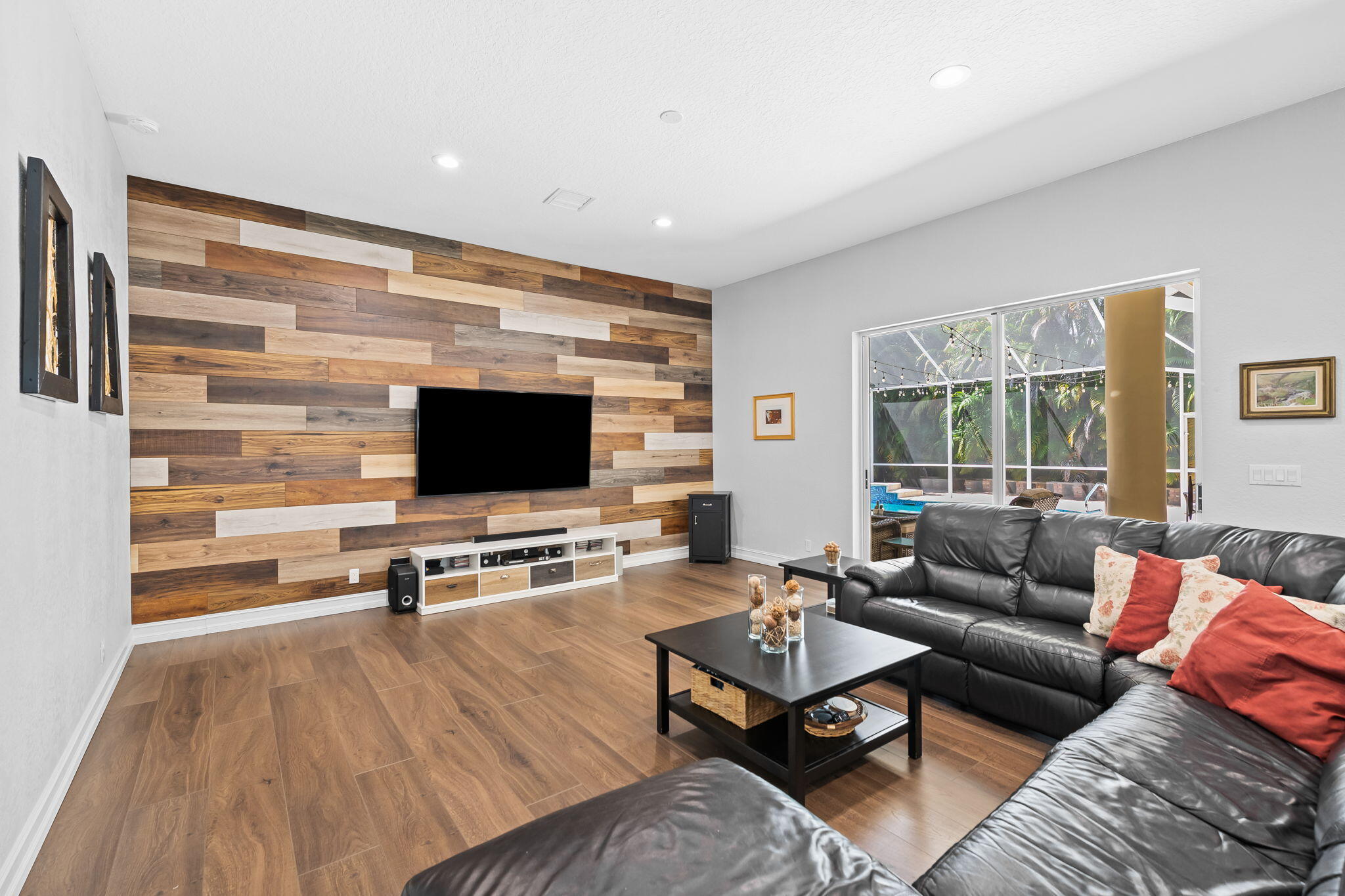 21337 ROCK RIDGE Drive