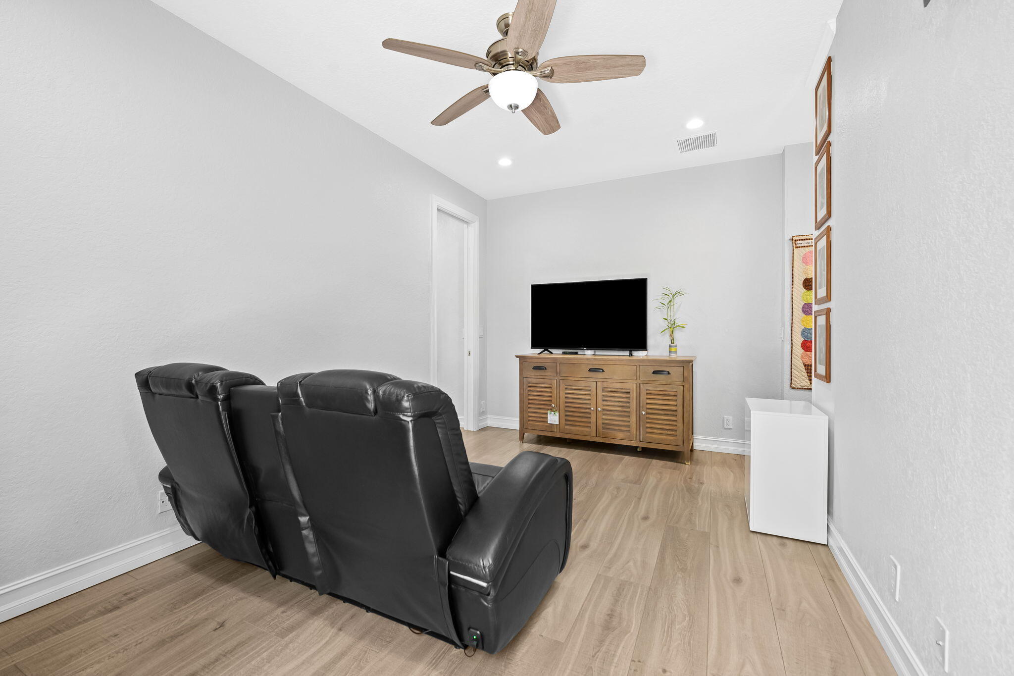 21337 ROCK RIDGE Drive