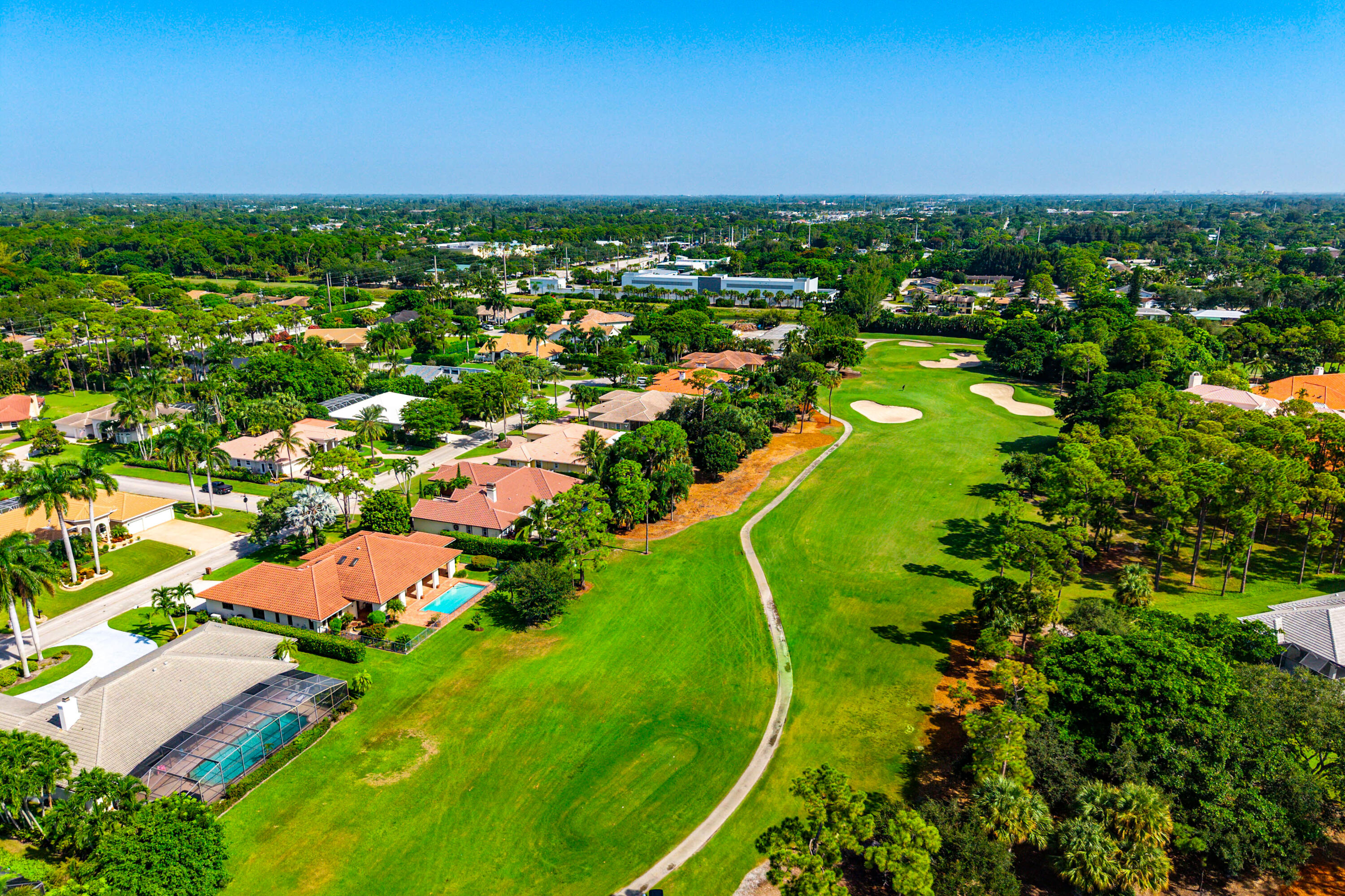 586 N Country Club Drive