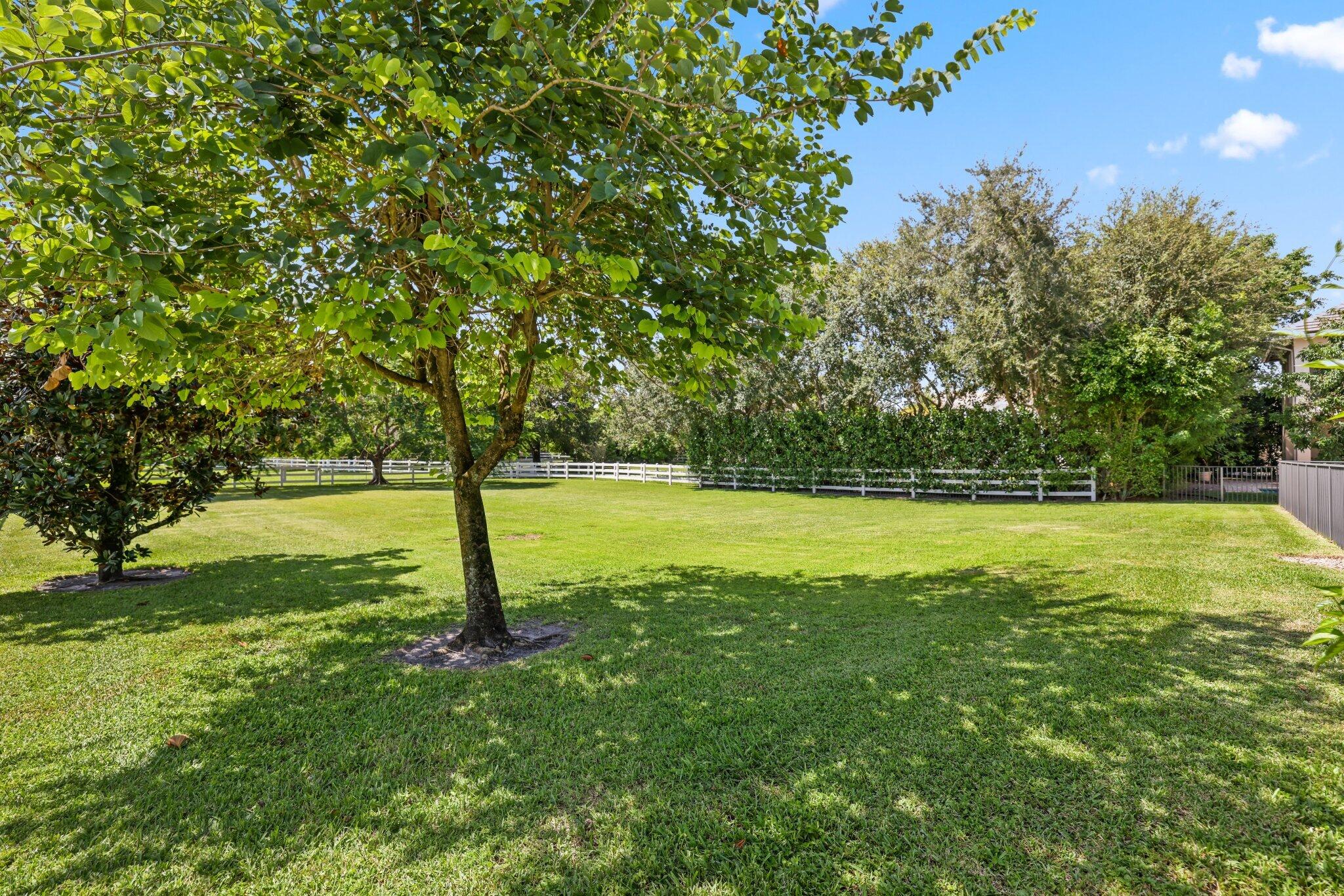 8977 Stone Pier Drive
