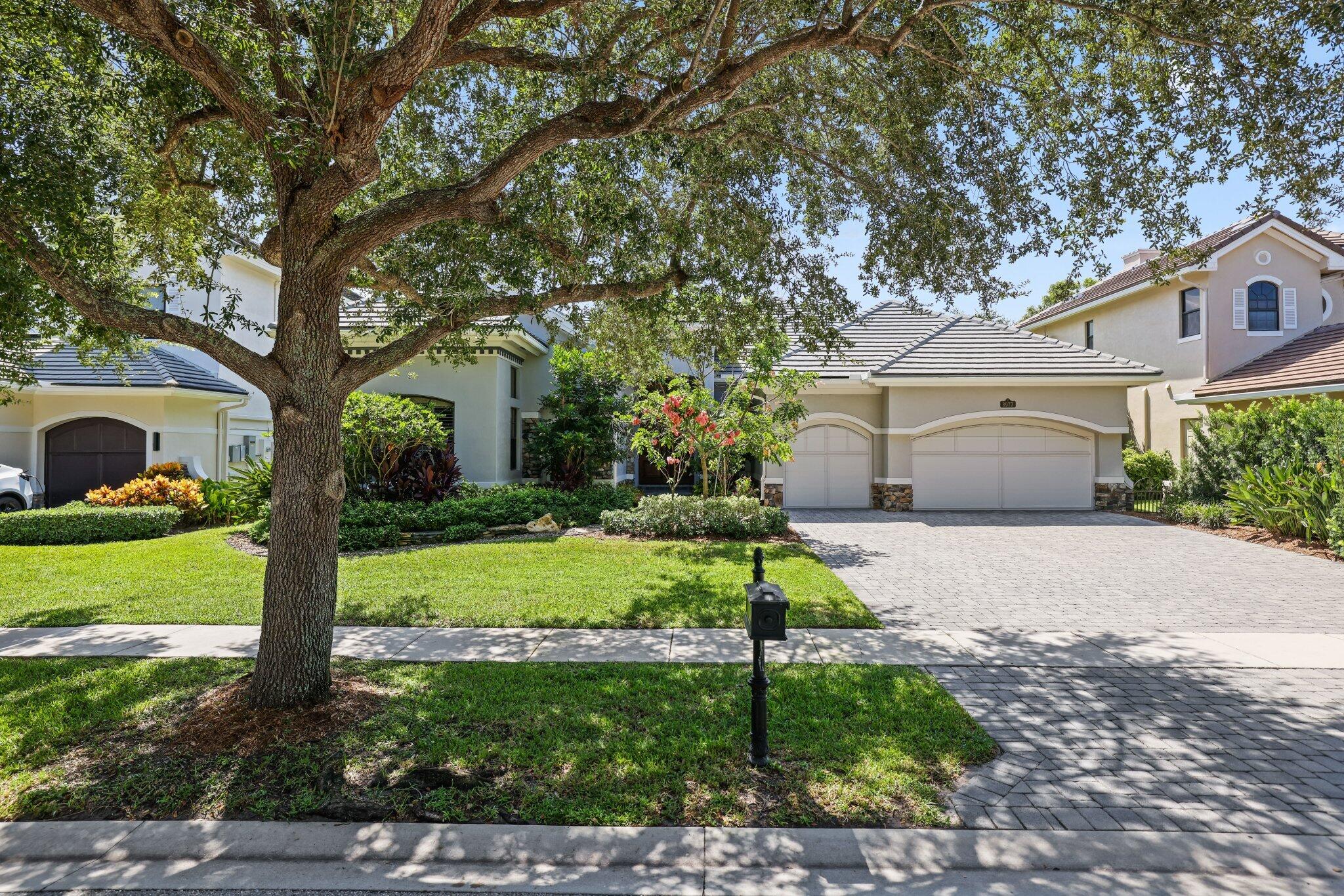 8977 Stone Pier Drive