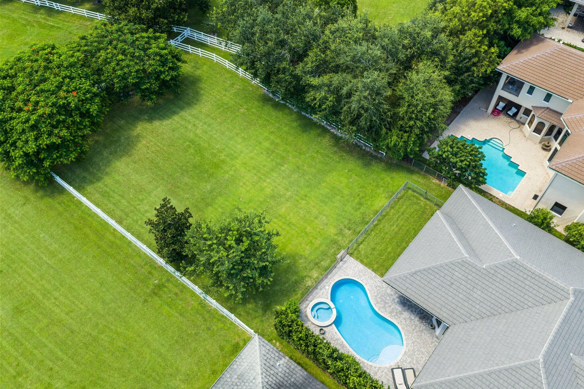 8977 Stone Pier Drive