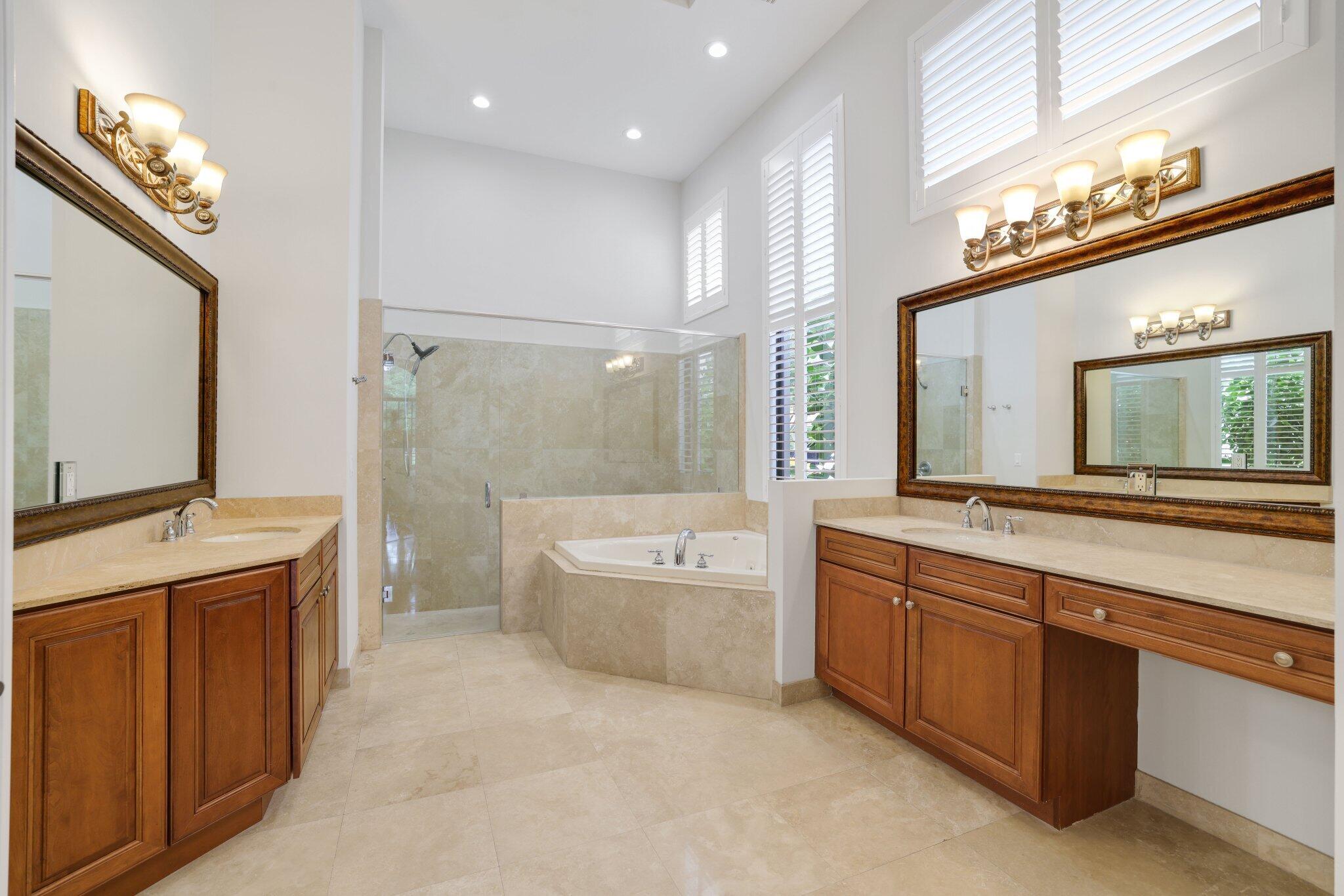 8977 Stone Pier Drive