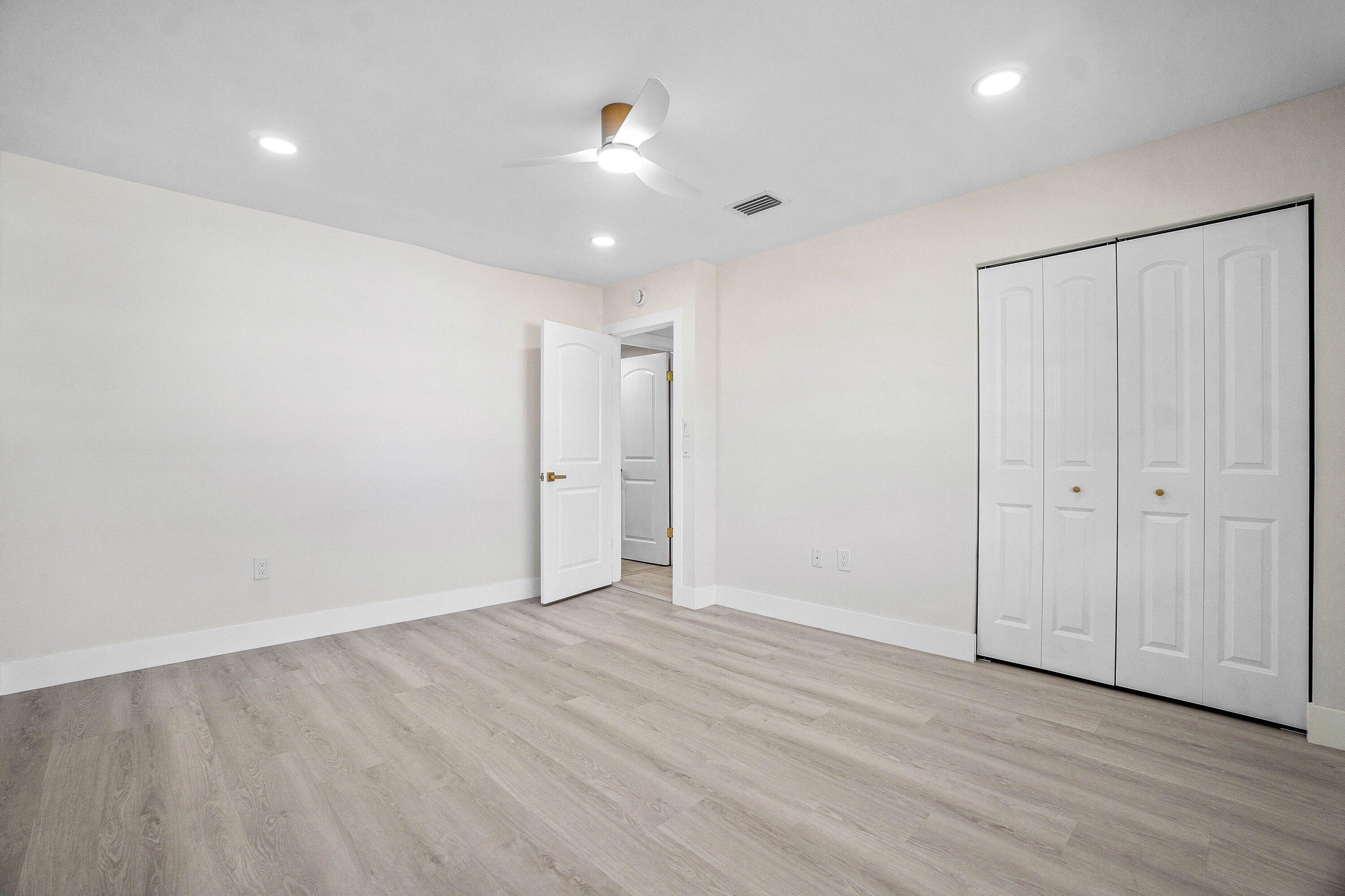 23 Southport Lane H