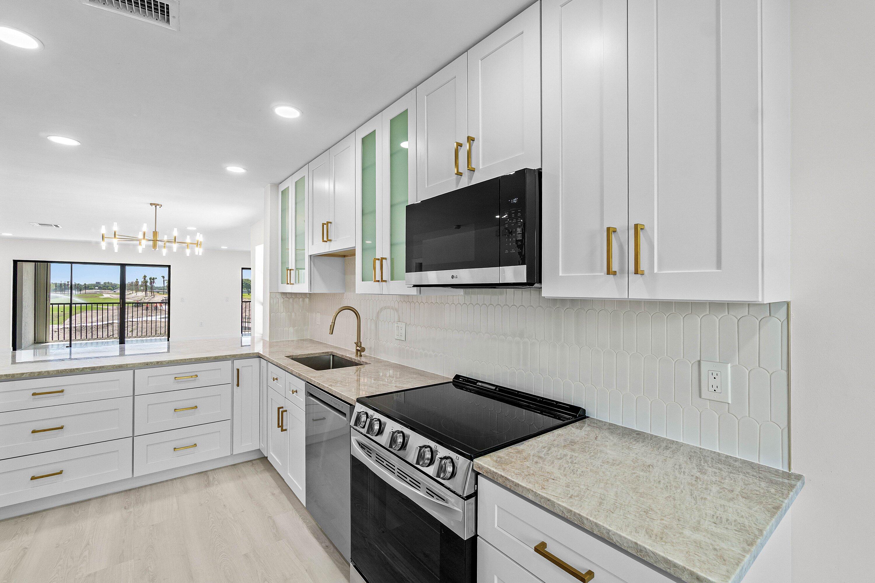 23 Southport Lane H
