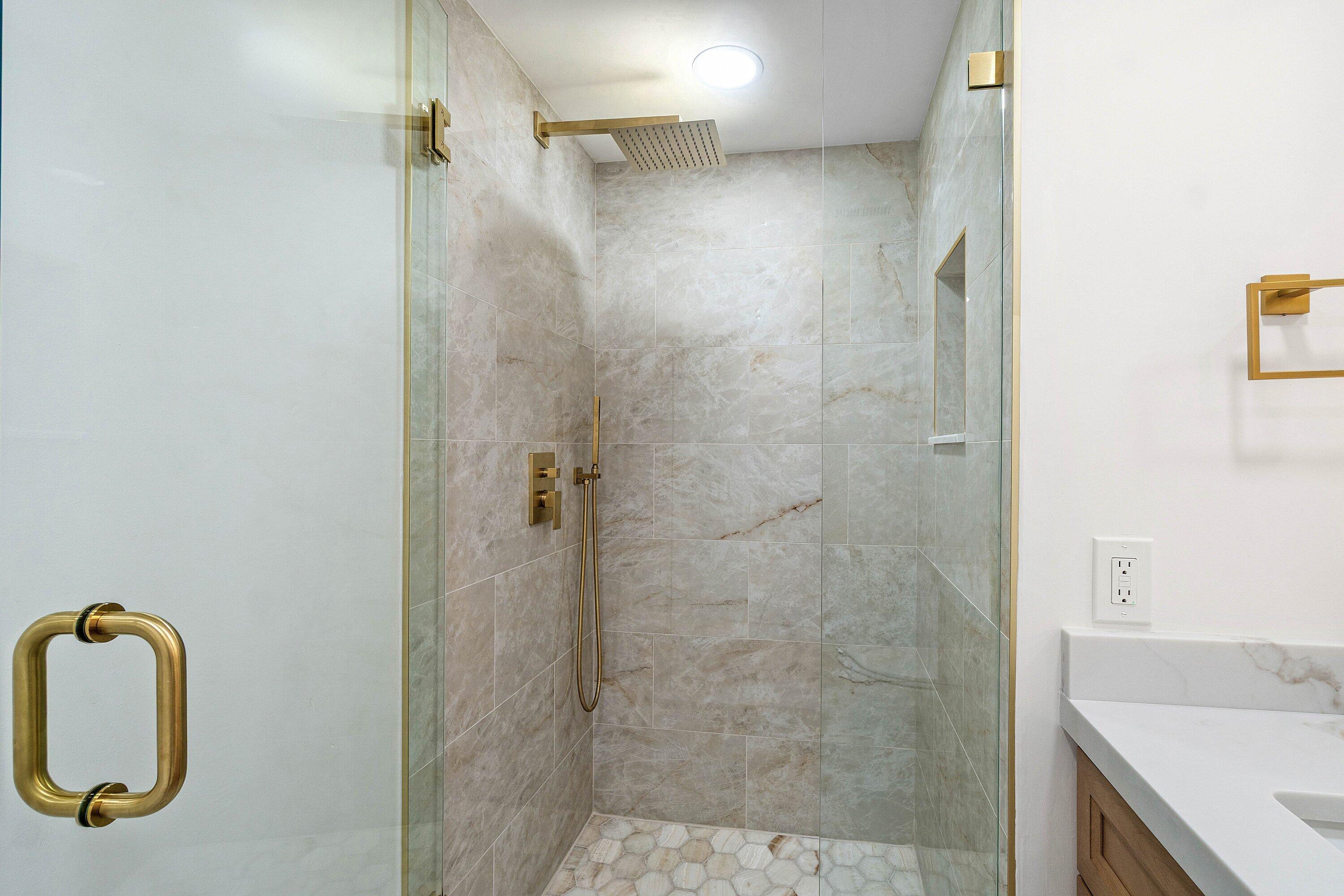 23 Southport Lane H