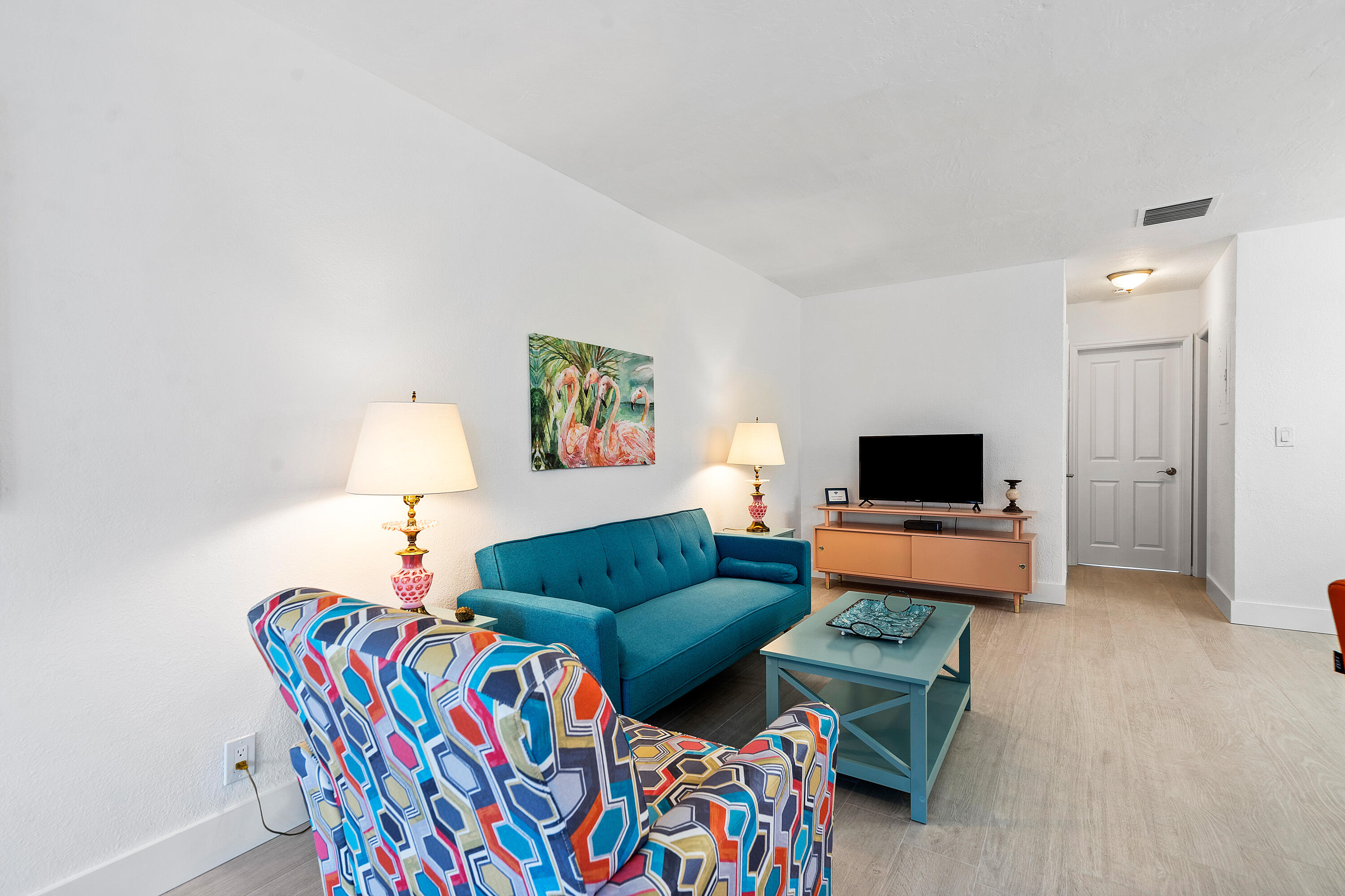 2881 NE 32ND Street 220
