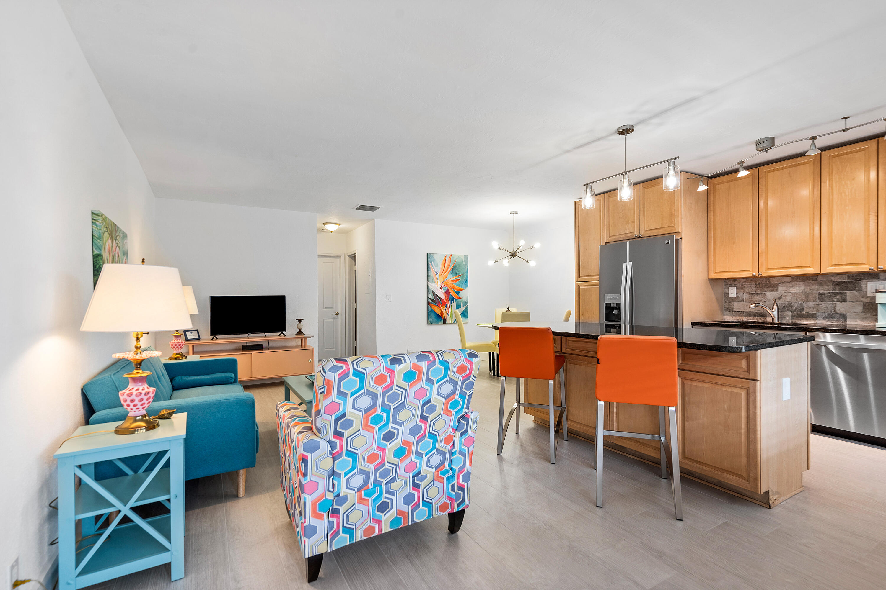 2881 NE 32ND Street 220