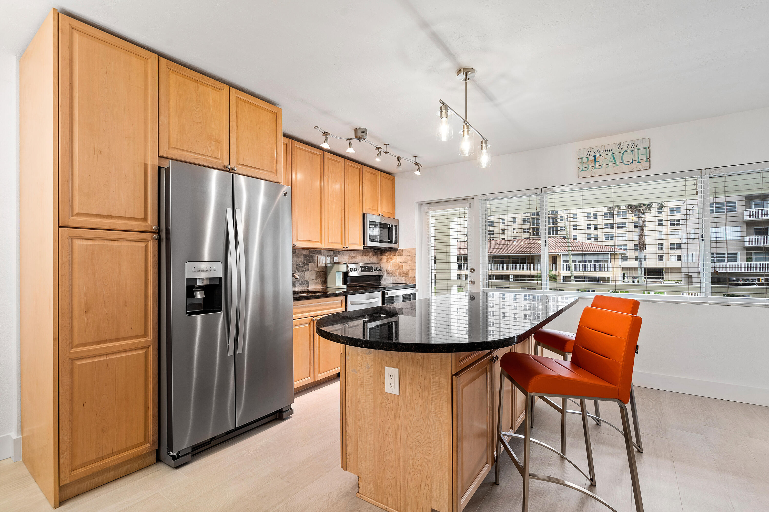 2881 NE 32ND Street 220
