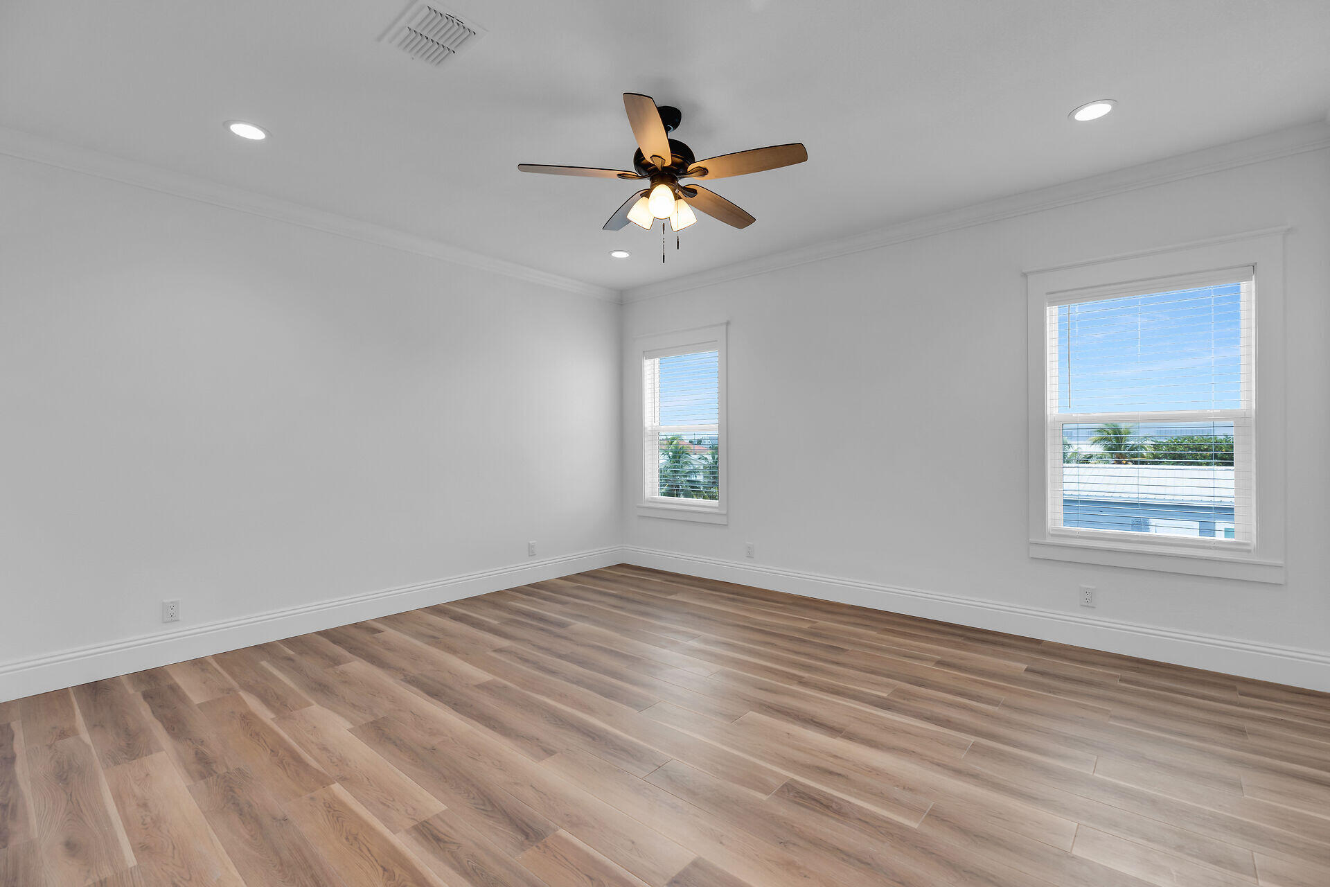 1157 91ST COURT OCEAN