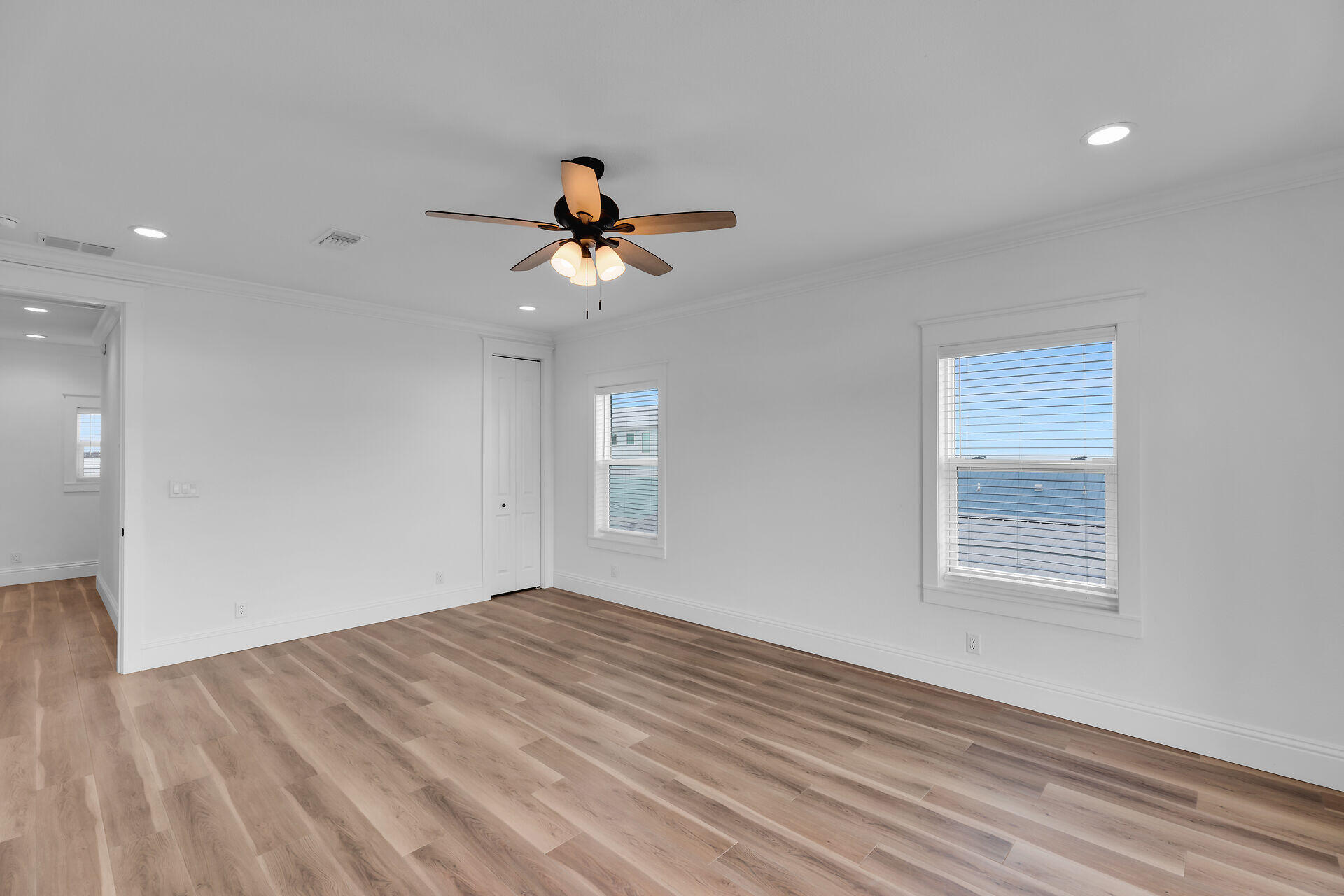 1157 91ST COURT OCEAN