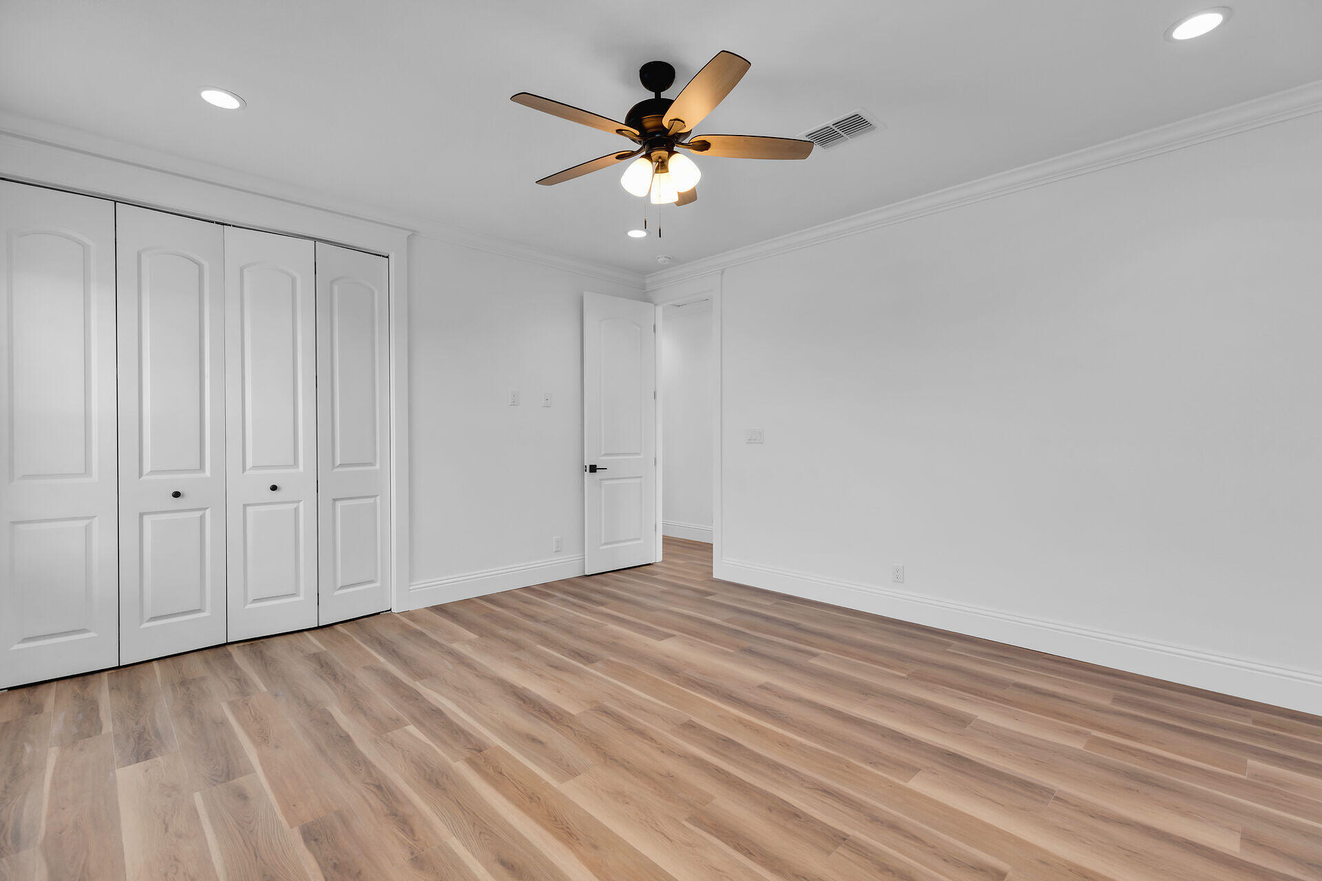 1157 91ST COURT OCEAN