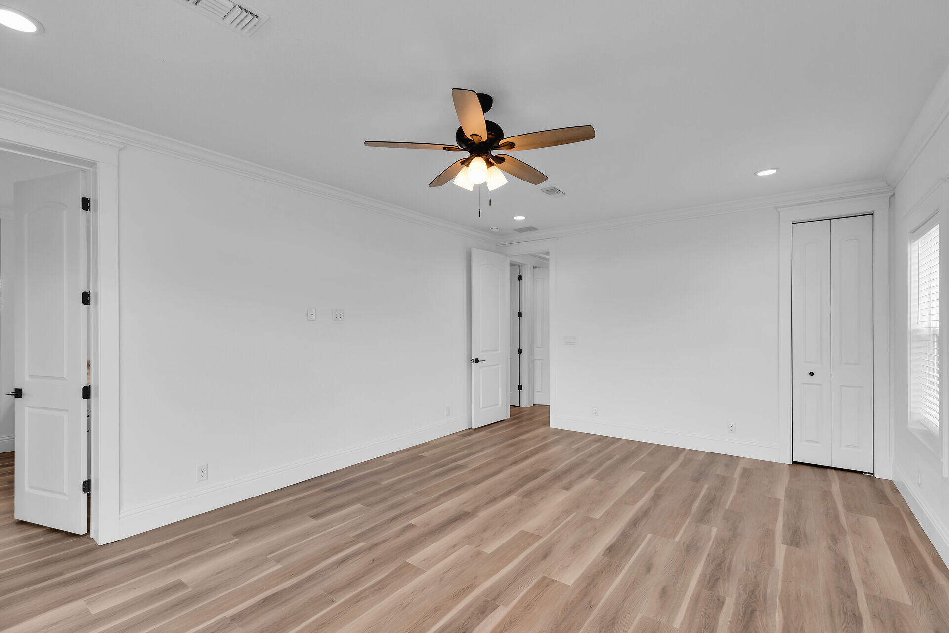 1157 91ST COURT OCEAN