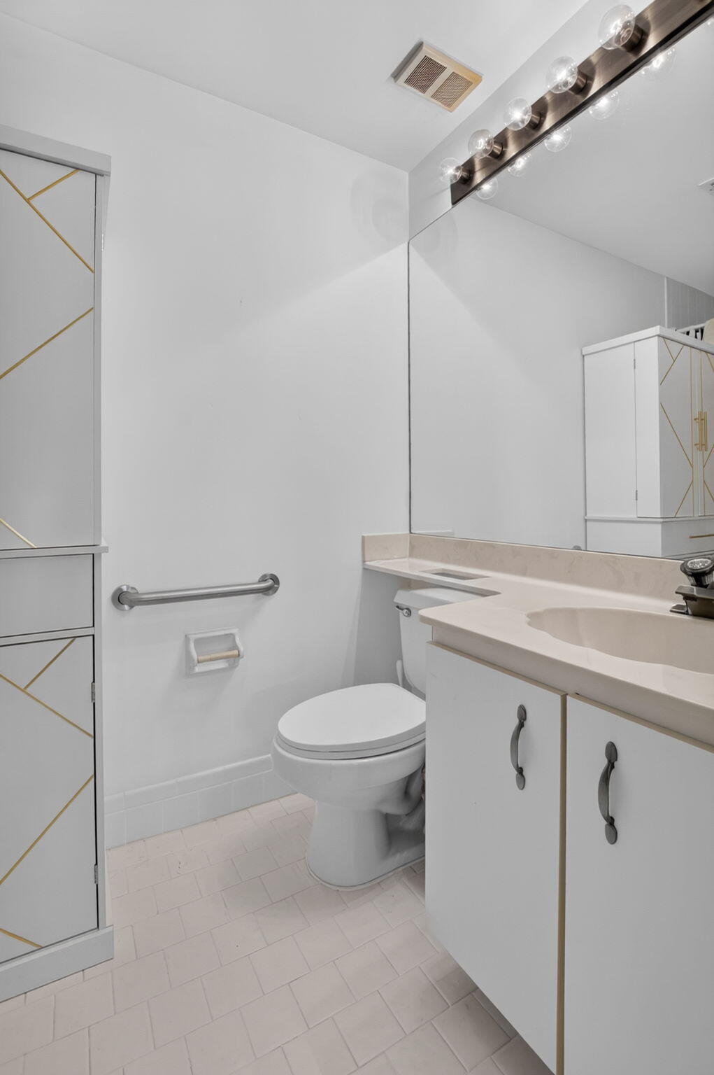 8065 Aberdeen Drive 102