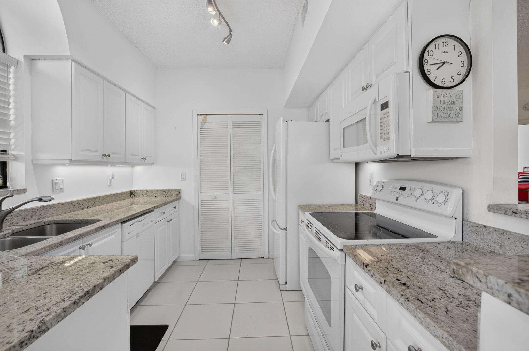 8065 Aberdeen Drive 102