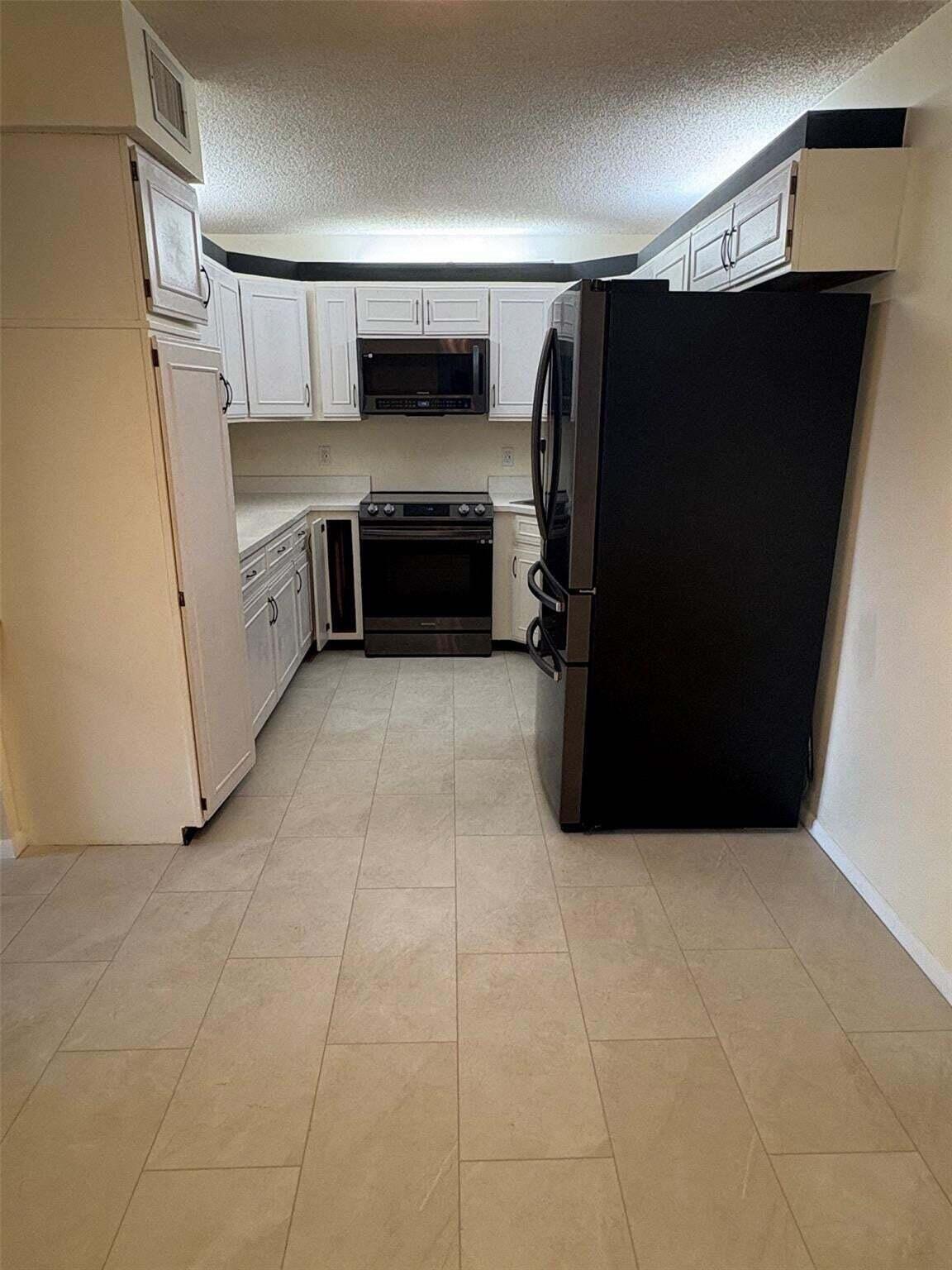 13770 ONEIDA Drive D2
