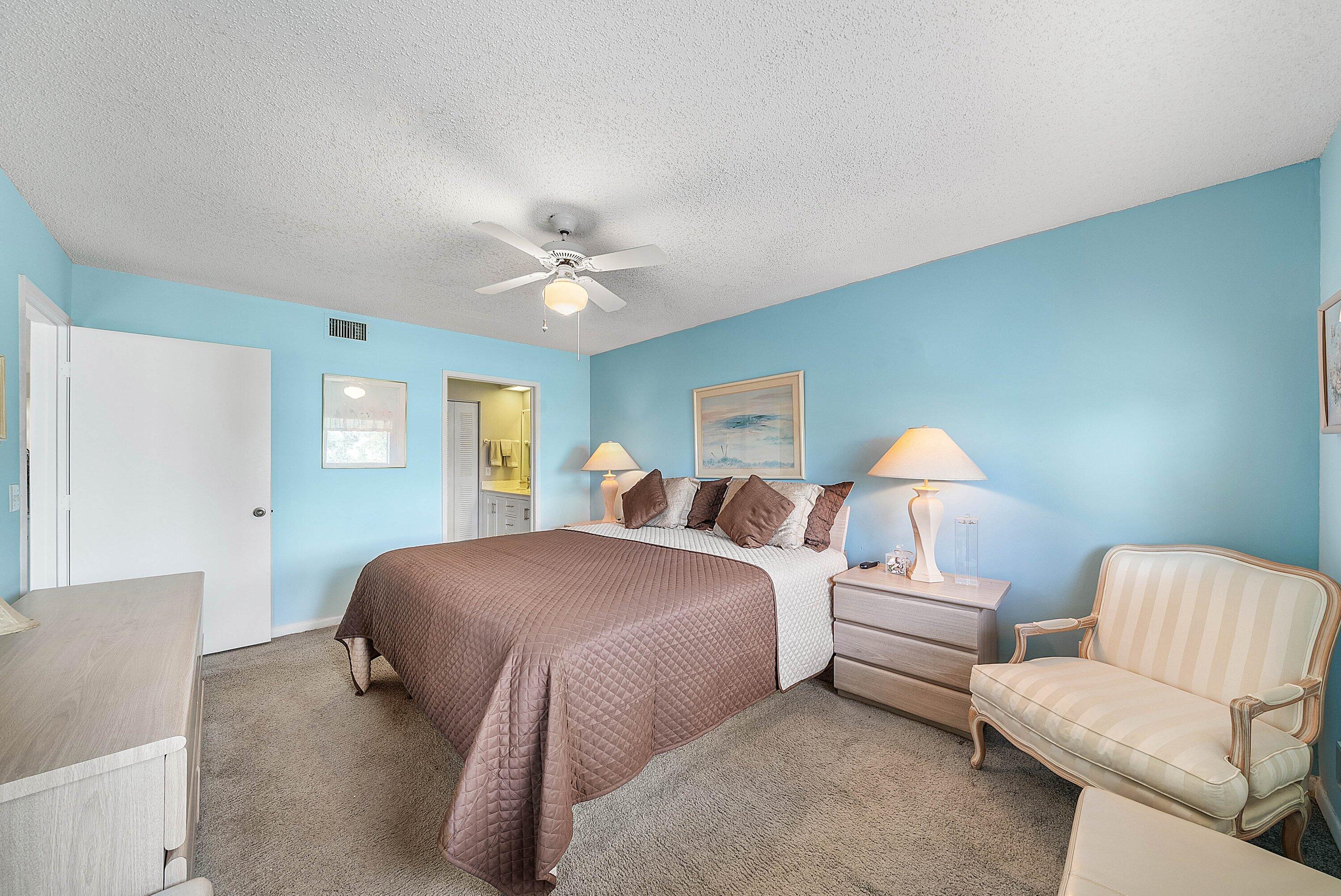 4735 LUCERNE LAKES Boulevard E 402