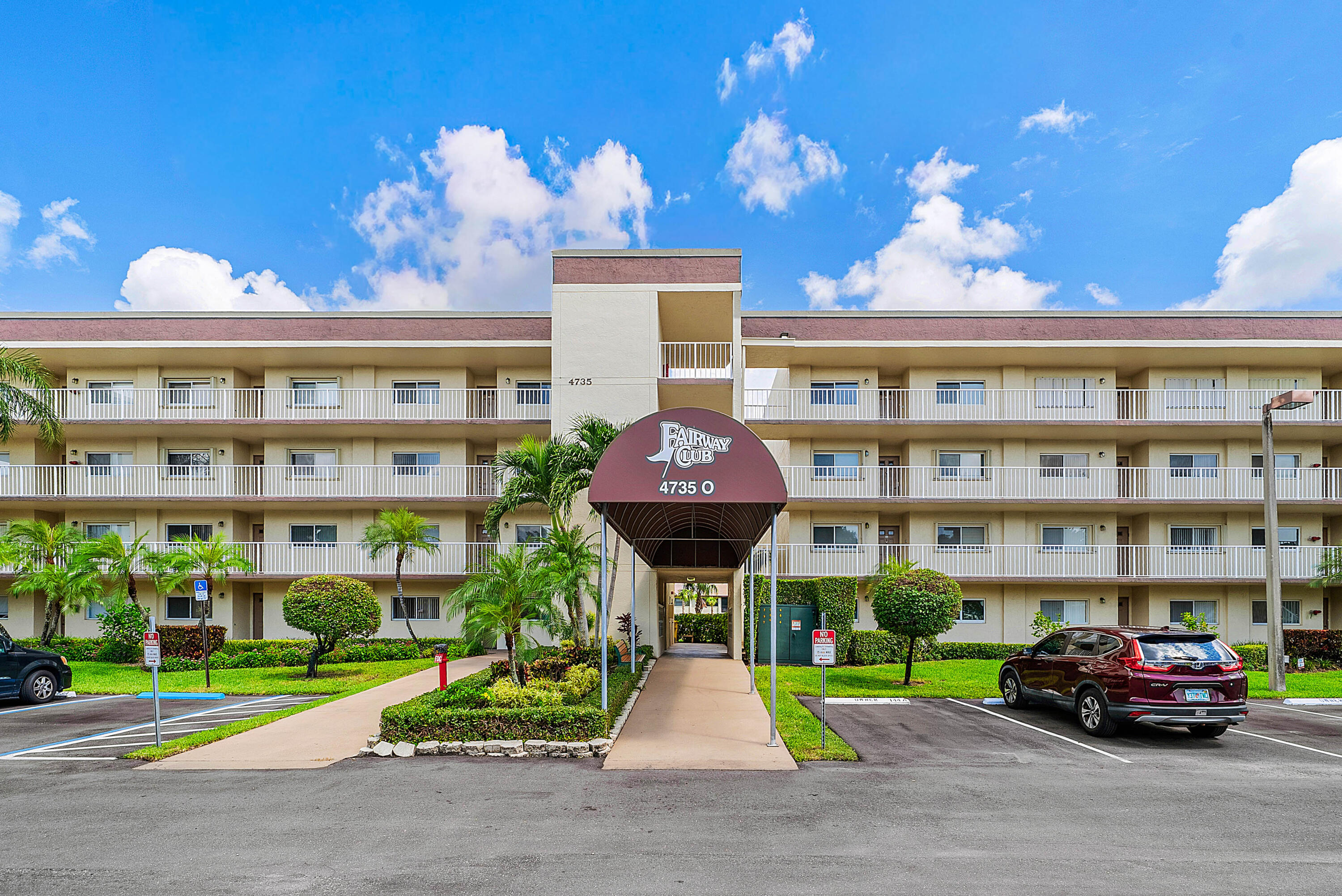 4735 LUCERNE LAKES Boulevard E 402