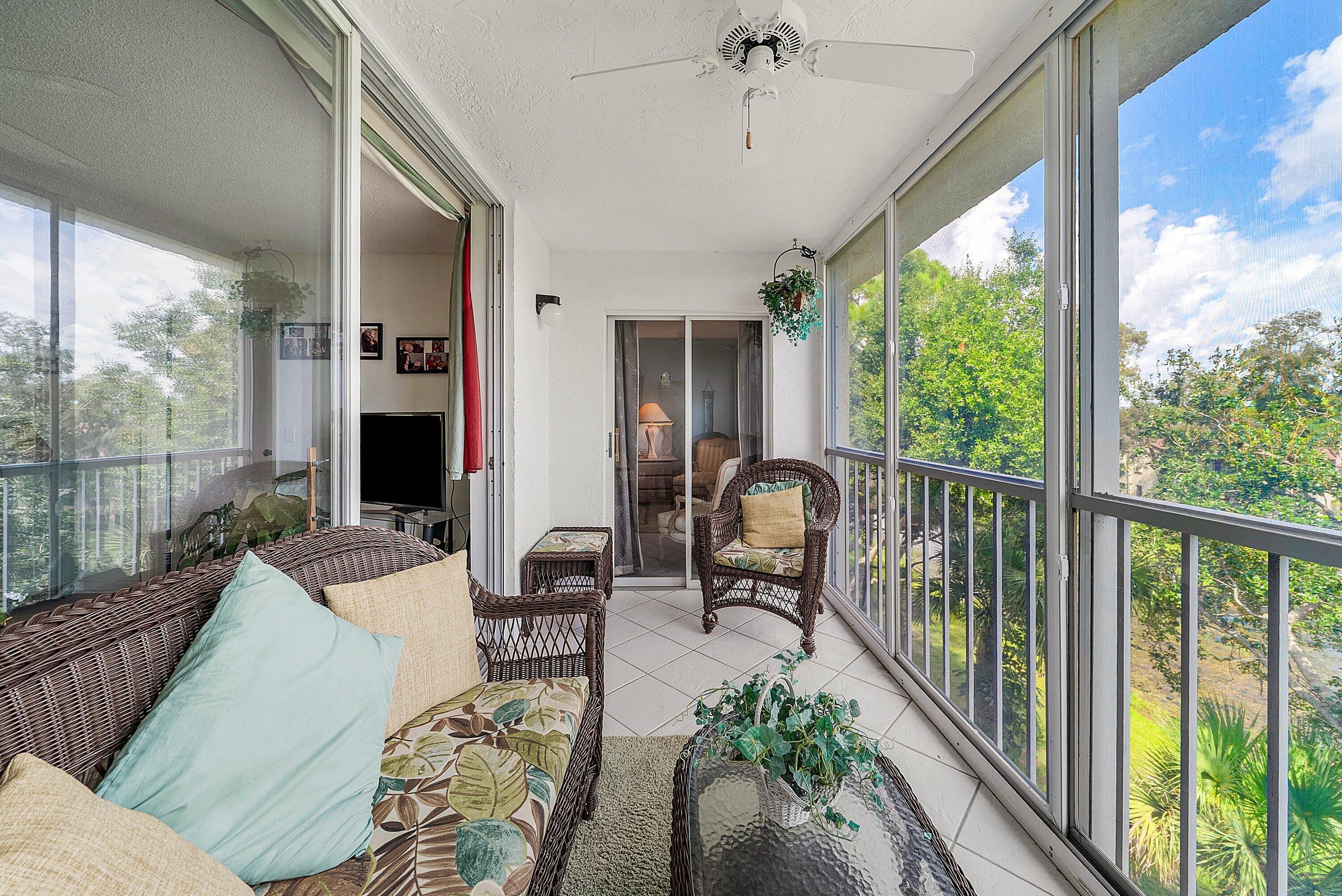 4735 LUCERNE LAKES Boulevard E 402