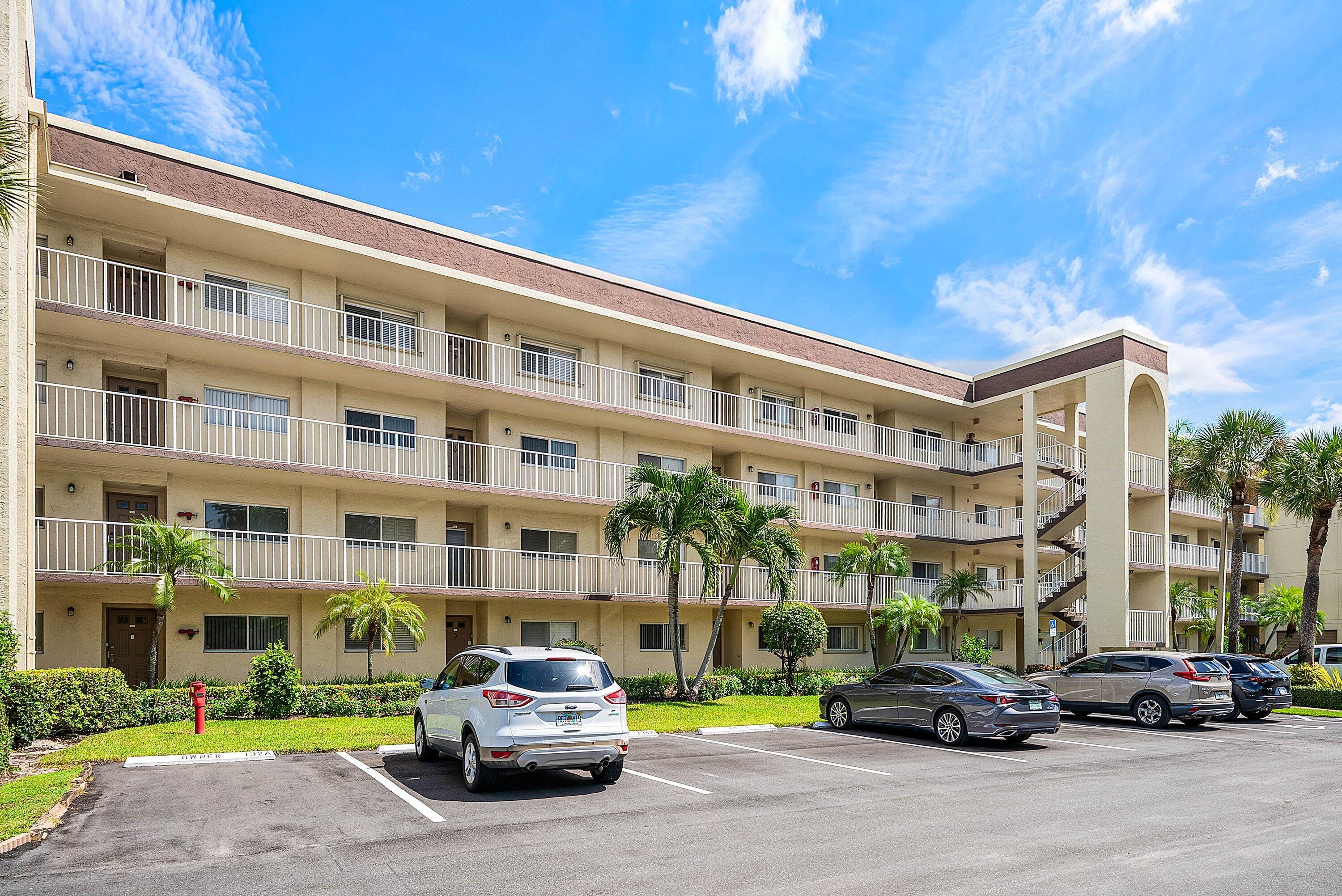 4735 LUCERNE LAKES Boulevard E 402