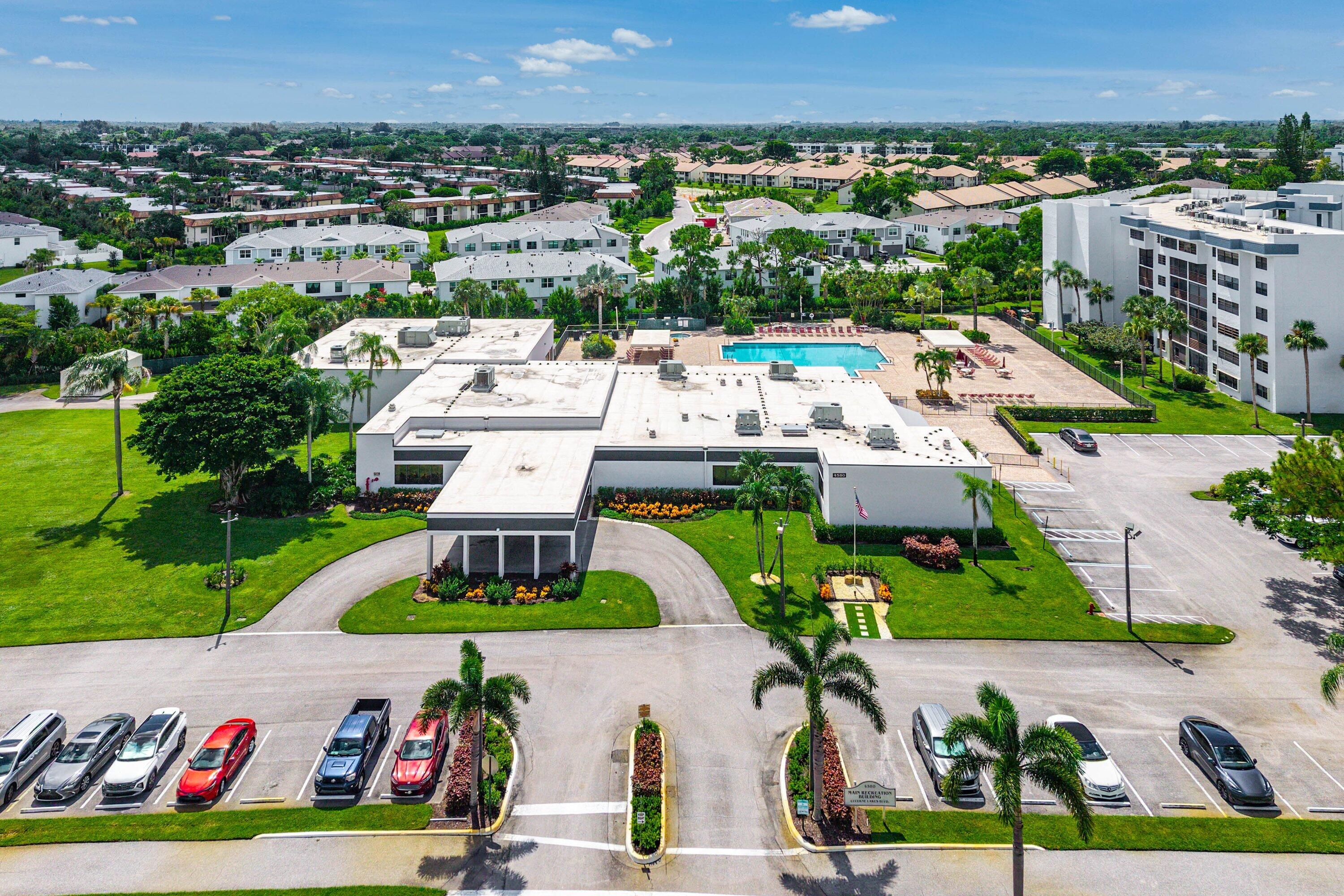 4735 LUCERNE LAKES Boulevard E 402