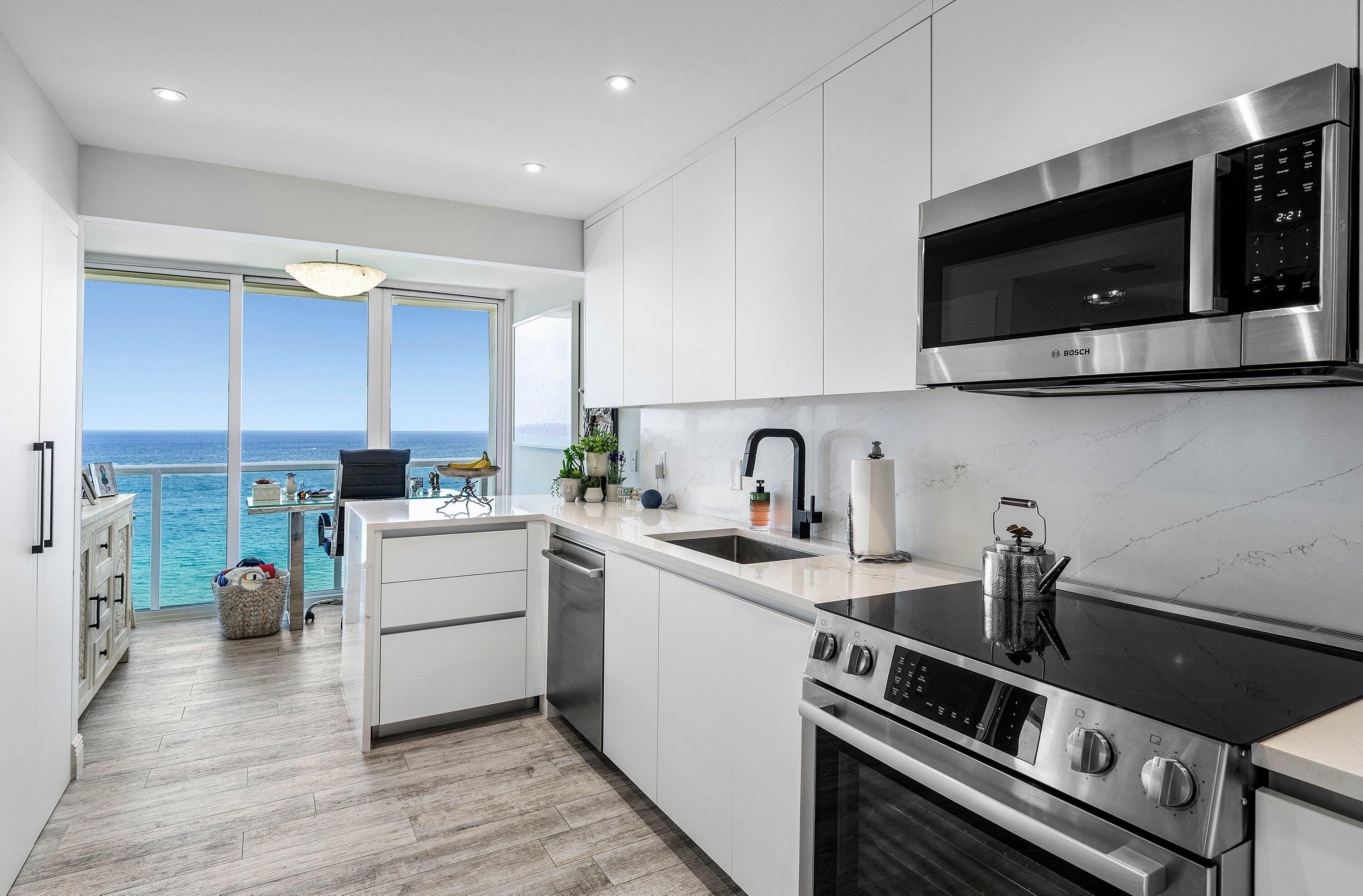 2800 S OCEAN Boulevard 17L