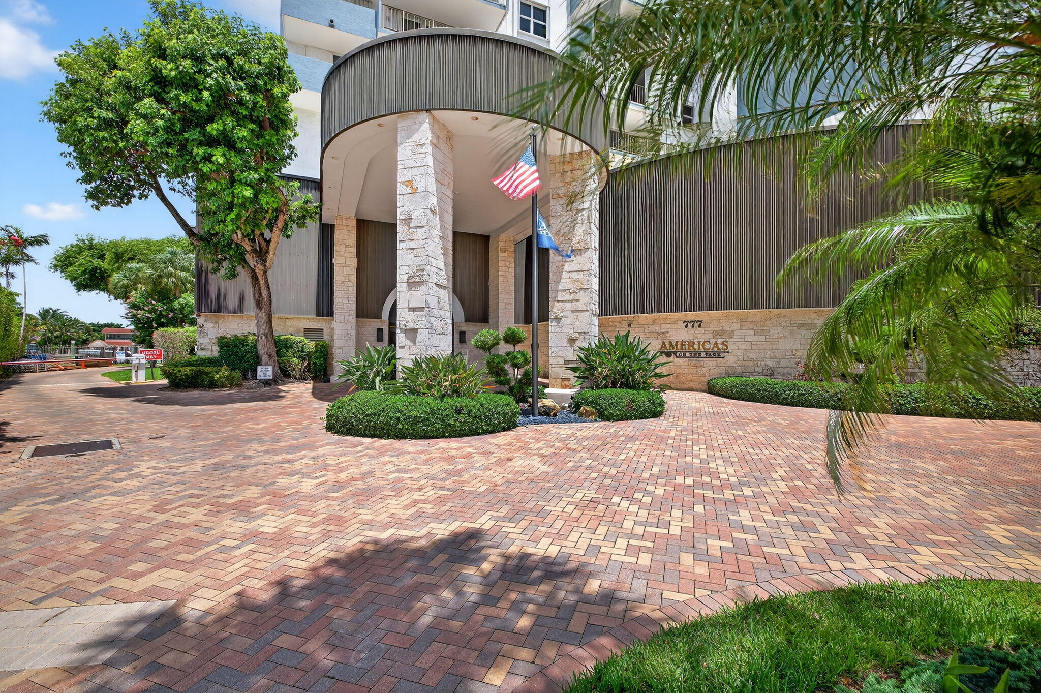 777 Bayshore Drive 701